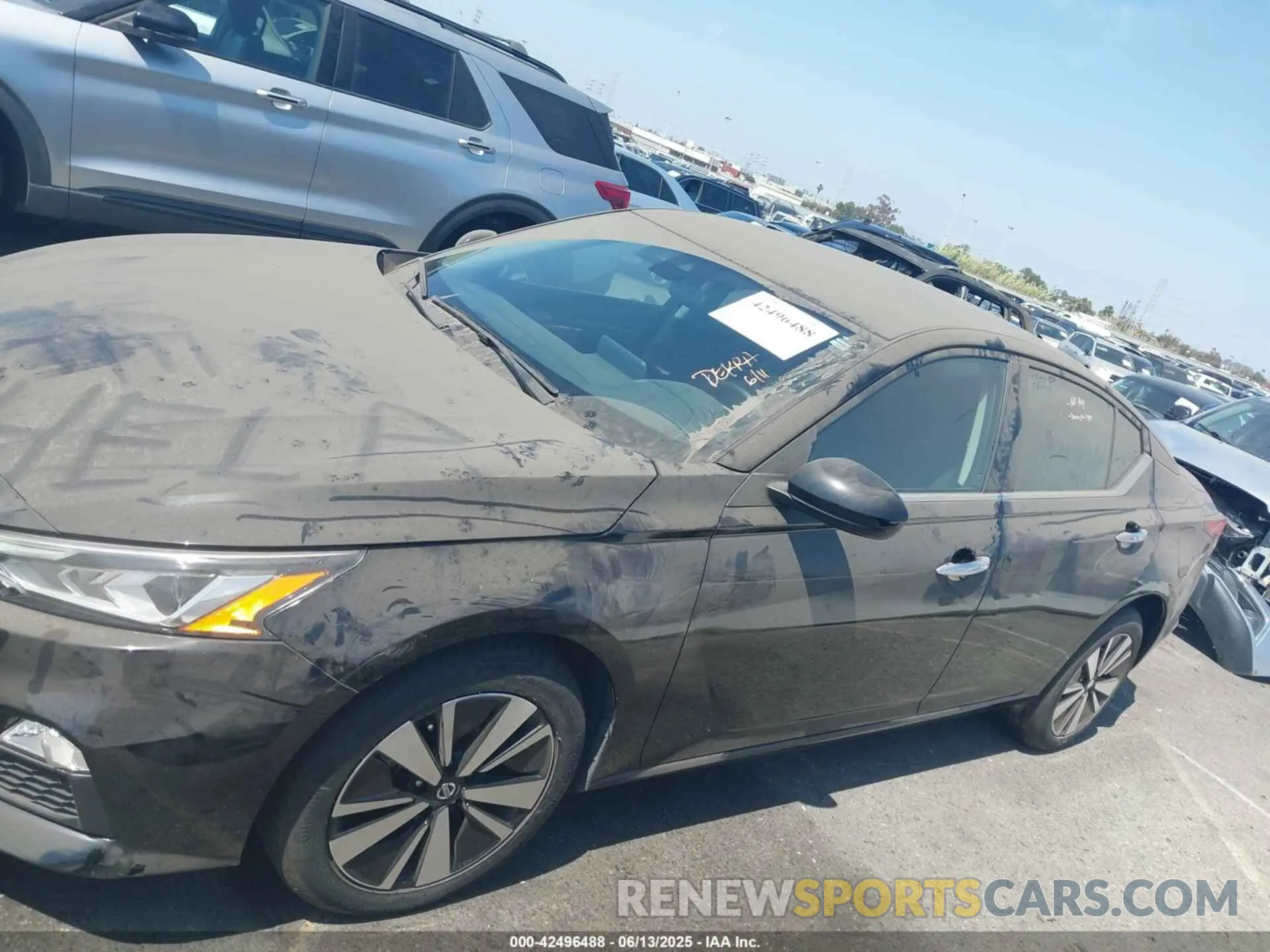 14 Photograph of a damaged car 1N4BL4DW0NN366921 NISSAN ALTIMA 2022