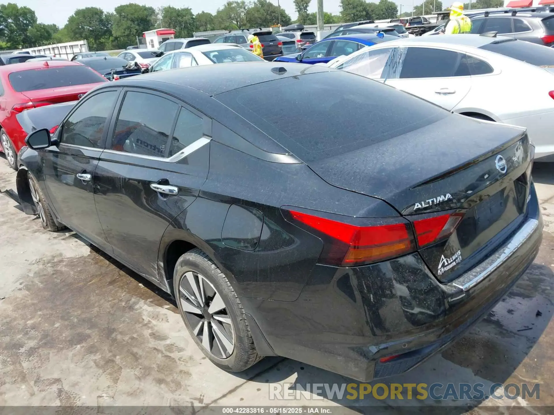 3 Photograph of a damaged car 1N4BL4DW1NN301009 NISSAN ALTIMA 2022