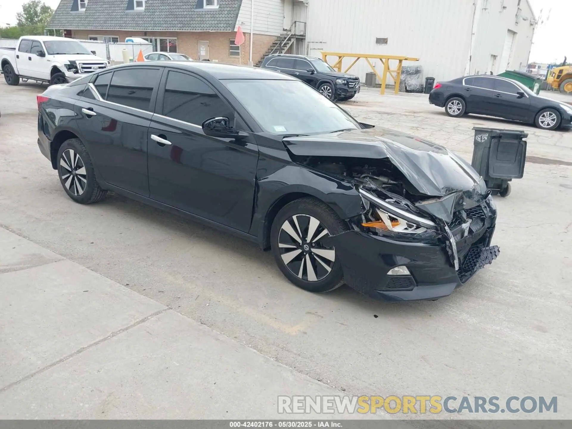 1 Photograph of a damaged car 1N4BL4DW1NN321387 NISSAN ALTIMA 2022