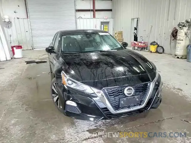 13 Photograph of a damaged car 1N4BL4DW1NN342711 NISSAN ALTIMA 2022