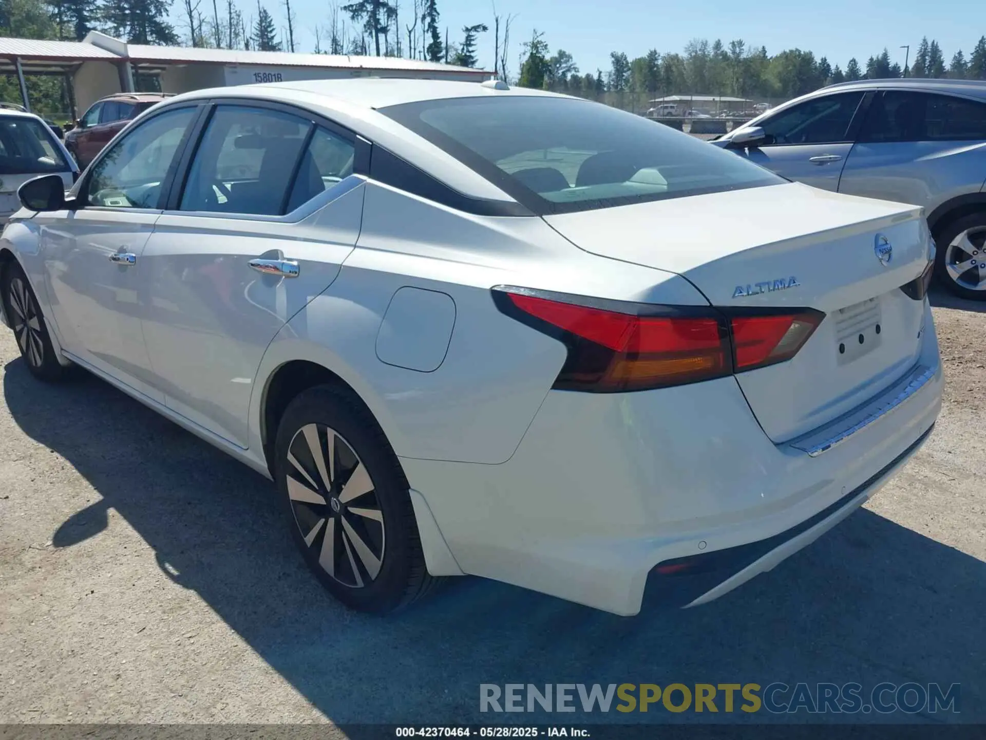 3 Photograph of a damaged car 1N4BL4DW2NN312987 NISSAN ALTIMA 2022