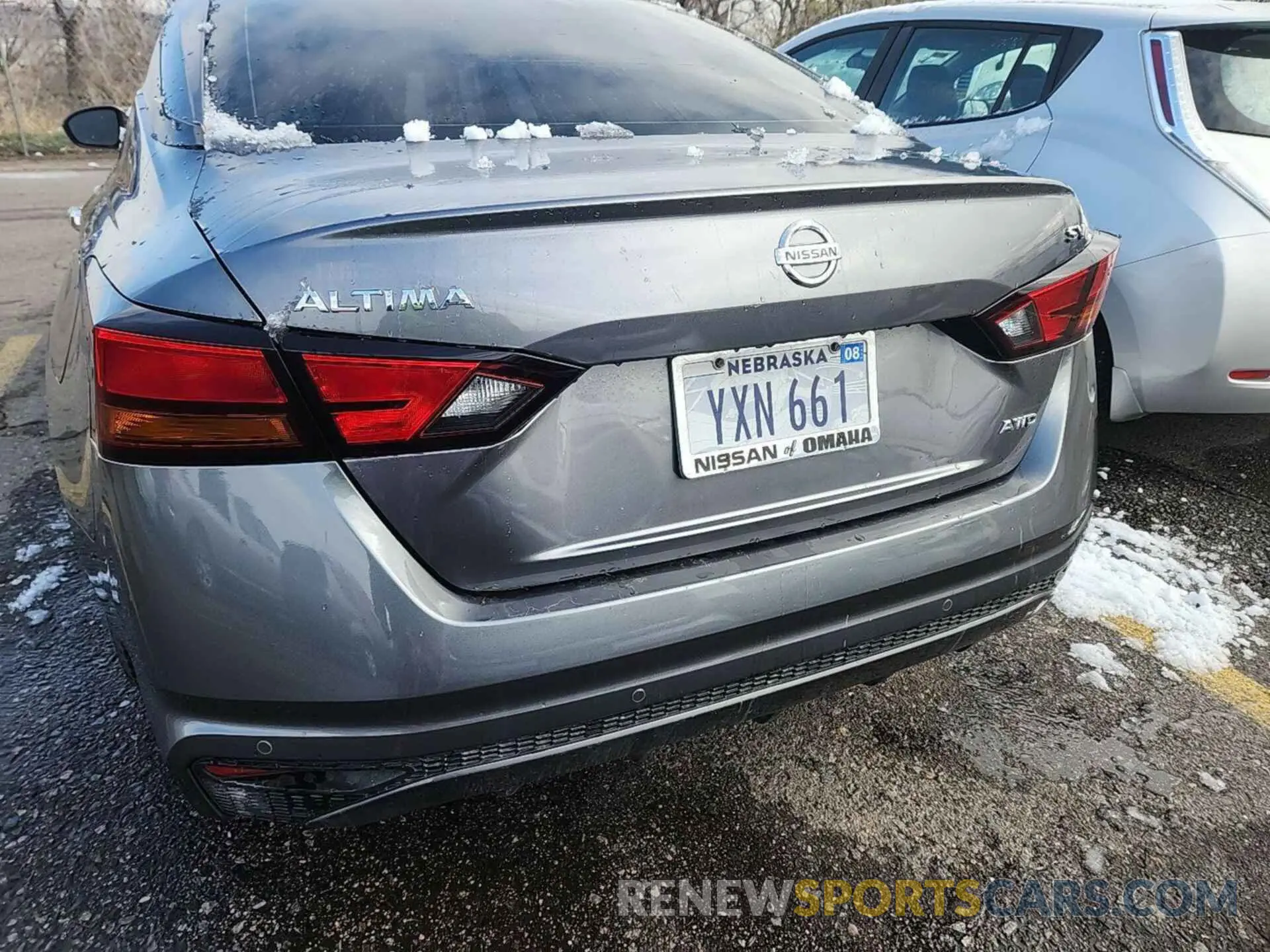 13 Photograph of a damaged car 1N4BL4DW2NN325481 NISSAN ALTIMA 2022