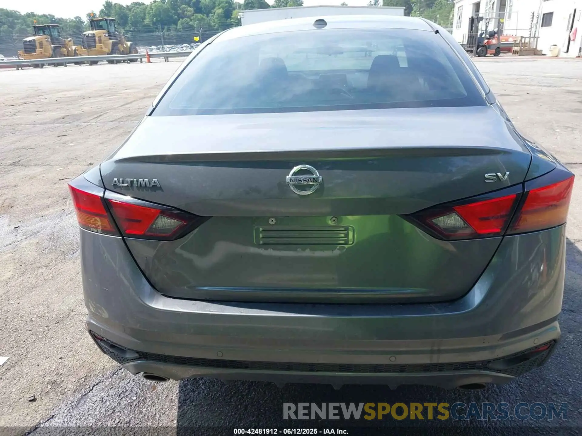 17 Photograph of a damaged car 1N4BL4DW2NN384627 NISSAN ALTIMA 2022