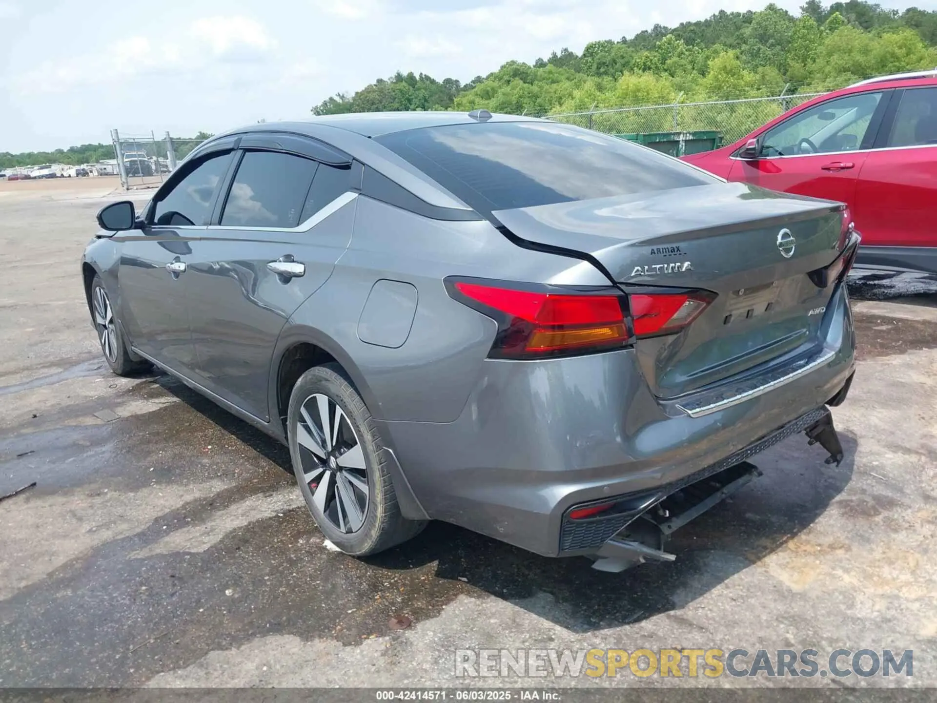 3 Photograph of a damaged car 1N4BL4DW6NN354983 NISSAN ALTIMA 2022
