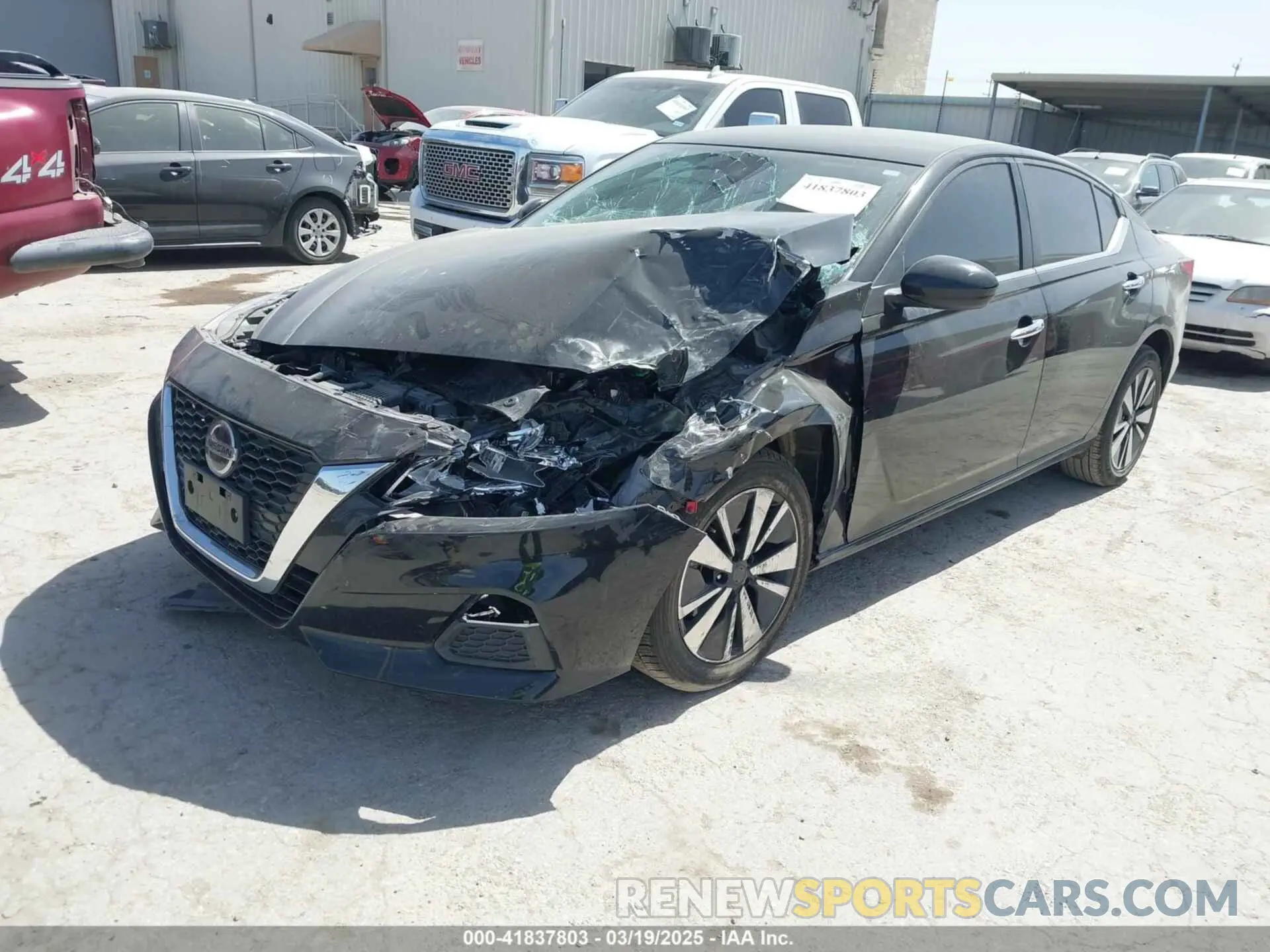 2 Photograph of a damaged car 1N4BL4DW9NN355559 NISSAN ALTIMA 2022