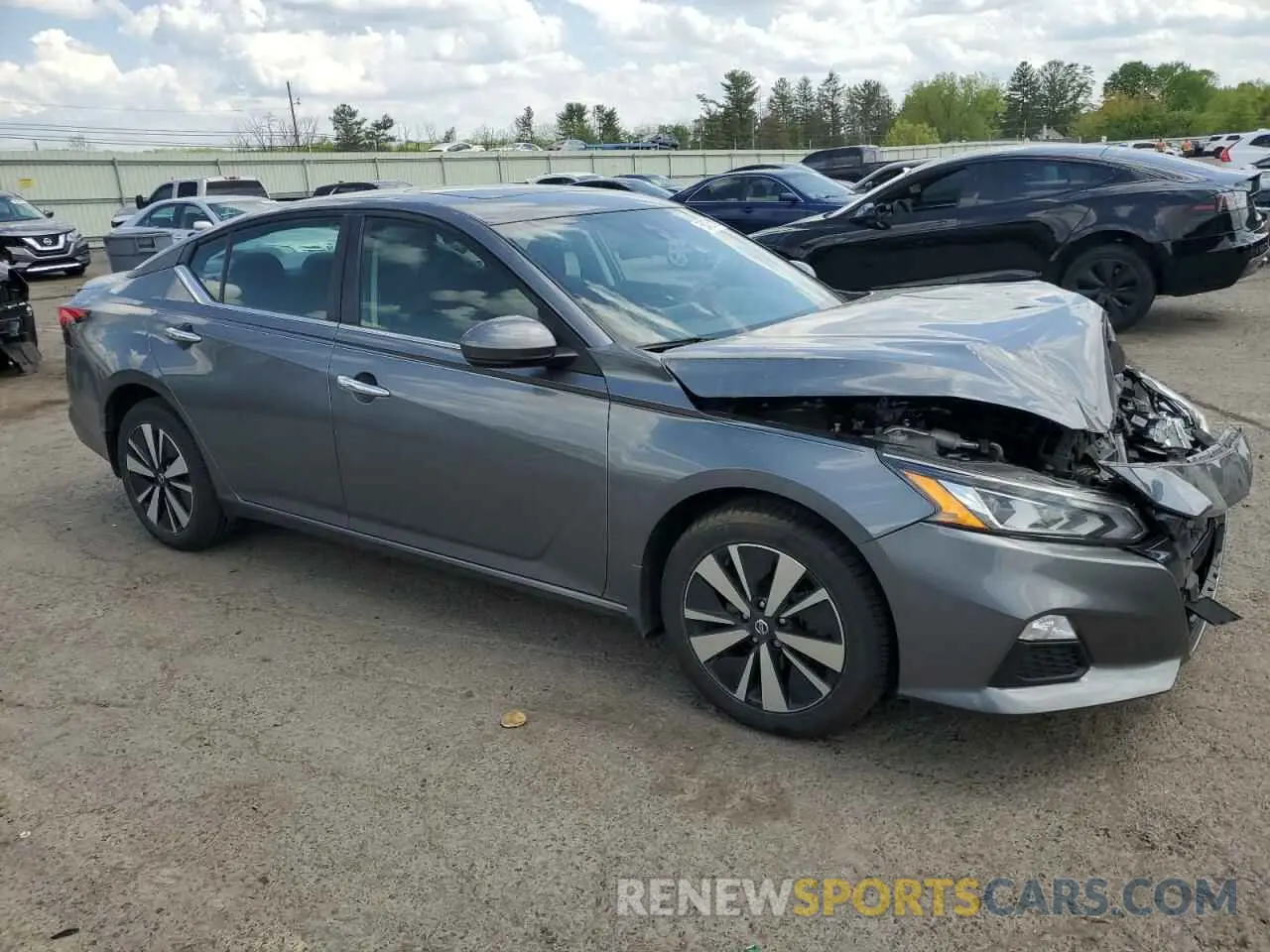4 Photograph of a damaged car 1N4BL4DWXNN307942 NISSAN ALTIMA 2022