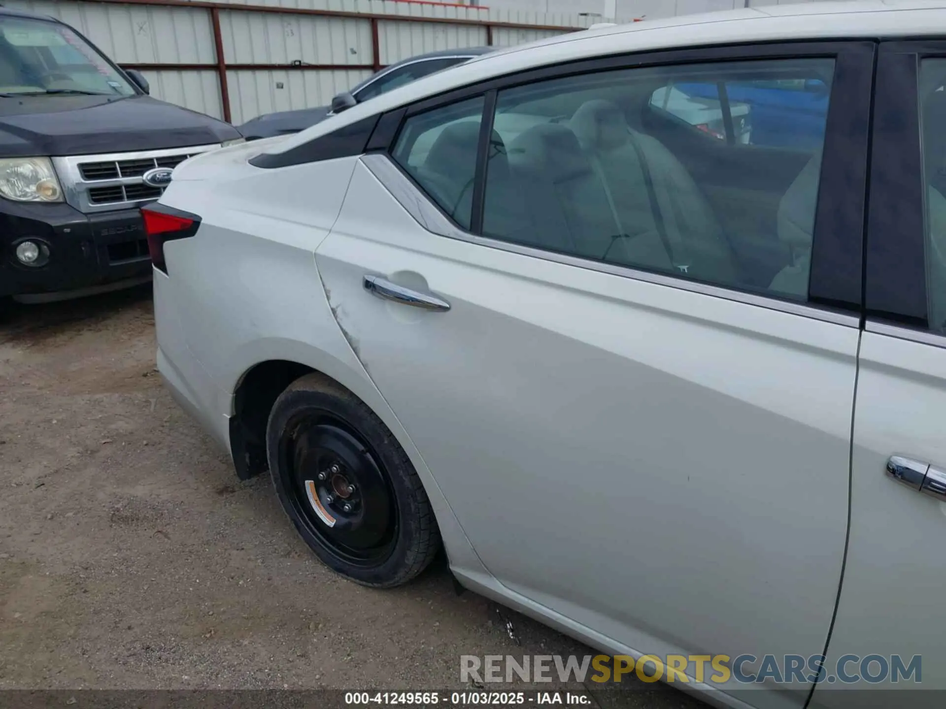 18 Photograph of a damaged car 1N4BL4EV0NN406839 NISSAN ALTIMA 2022