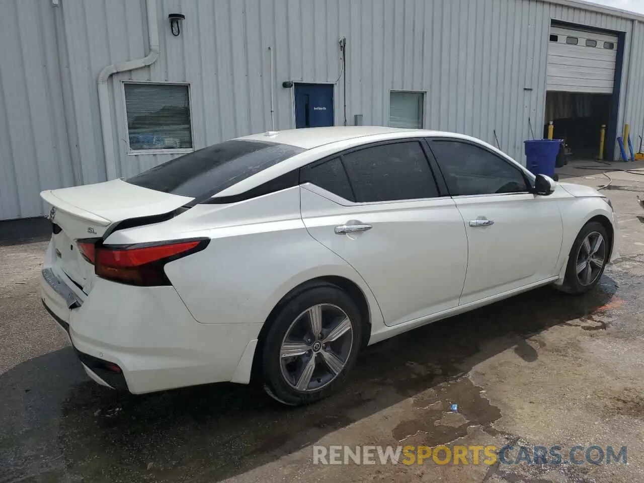3 Photograph of a damaged car 1N4BL4EV2NN401660 NISSAN ALTIMA 2022