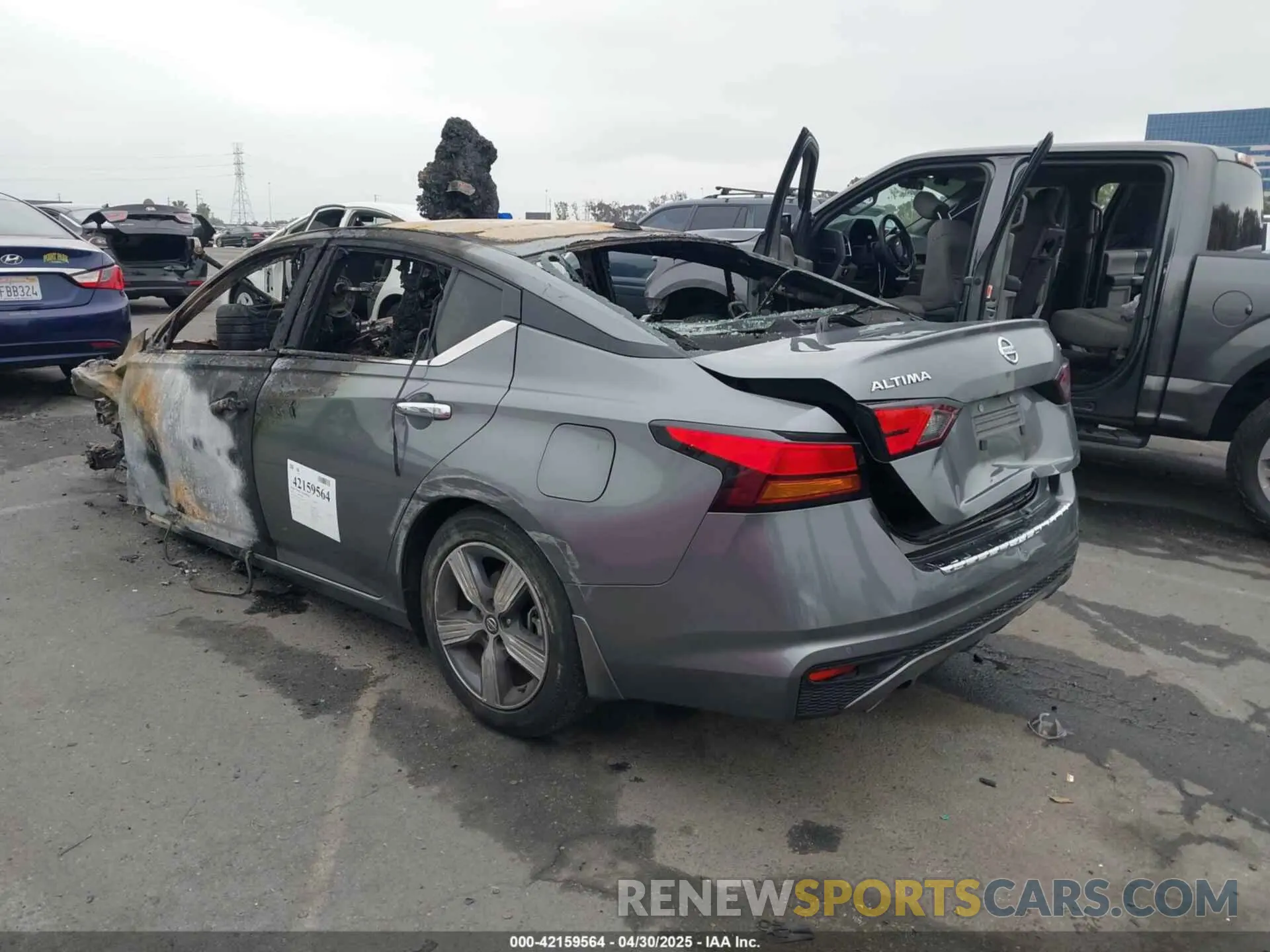 3 Photograph of a damaged car 1N4BL4EV2NN416269 NISSAN ALTIMA 2022