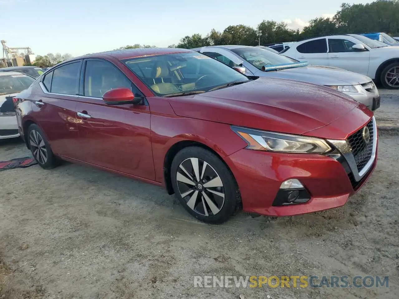 4 Photograph of a damaged car 1N4BL4EV5NN397877 NISSAN ALTIMA 2022