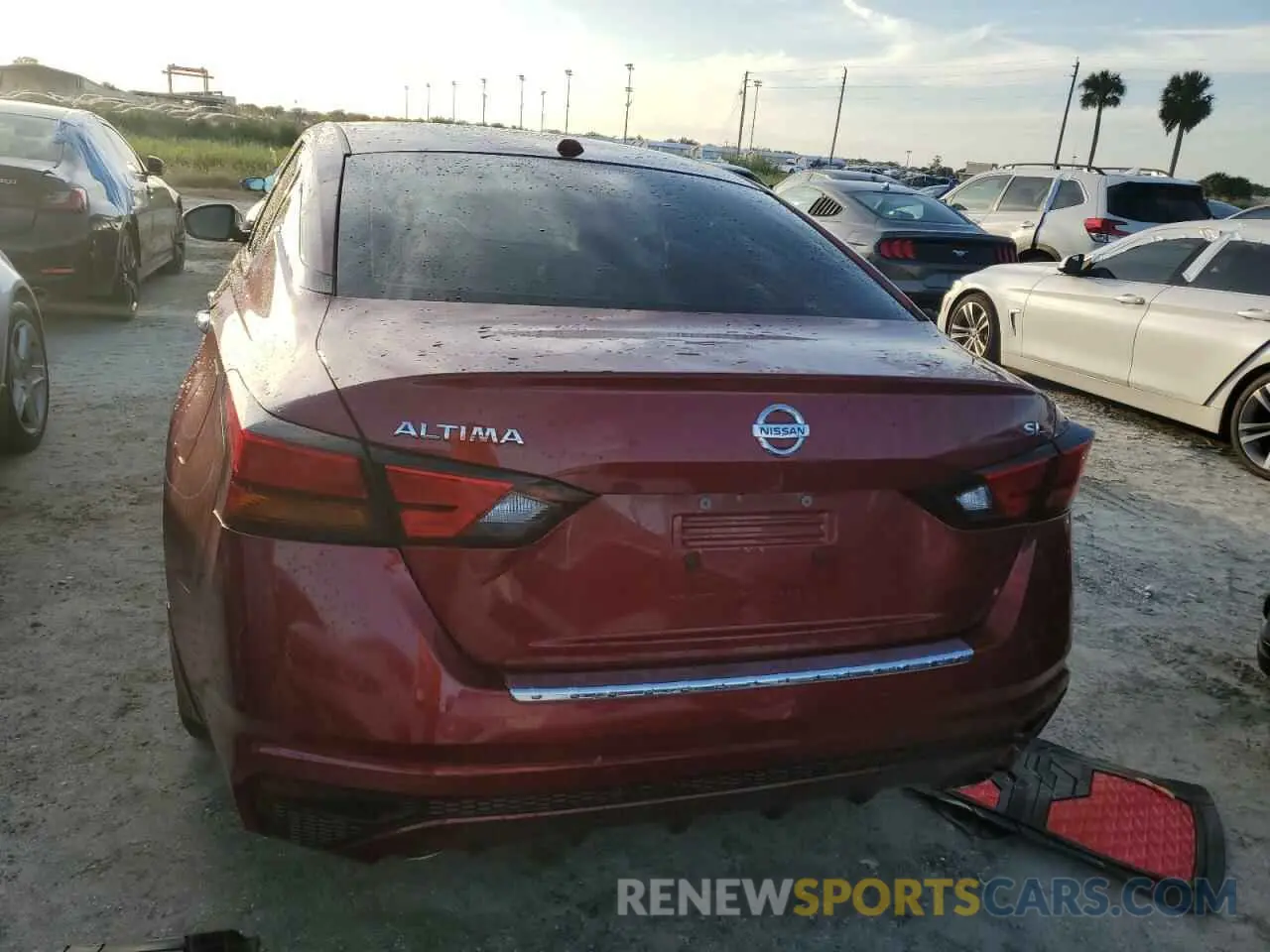 6 Photograph of a damaged car 1N4BL4EV5NN397877 NISSAN ALTIMA 2022