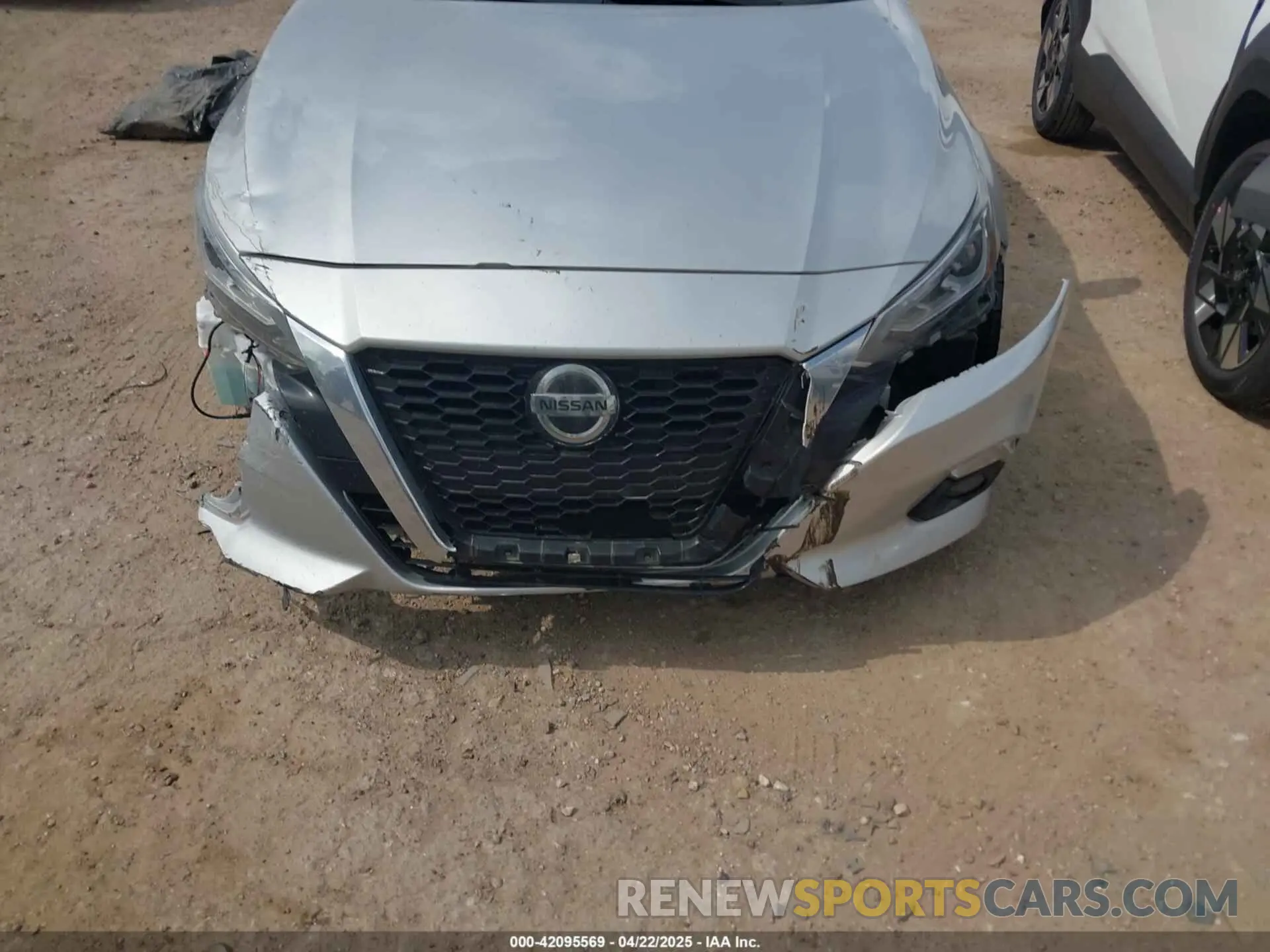 12 Photograph of a damaged car 1N4BL4EVXNN414981 NISSAN ALTIMA 2022