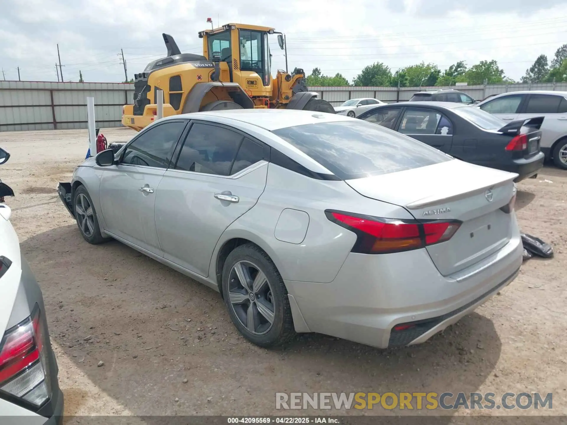 3 Photograph of a damaged car 1N4BL4EVXNN414981 NISSAN ALTIMA 2022