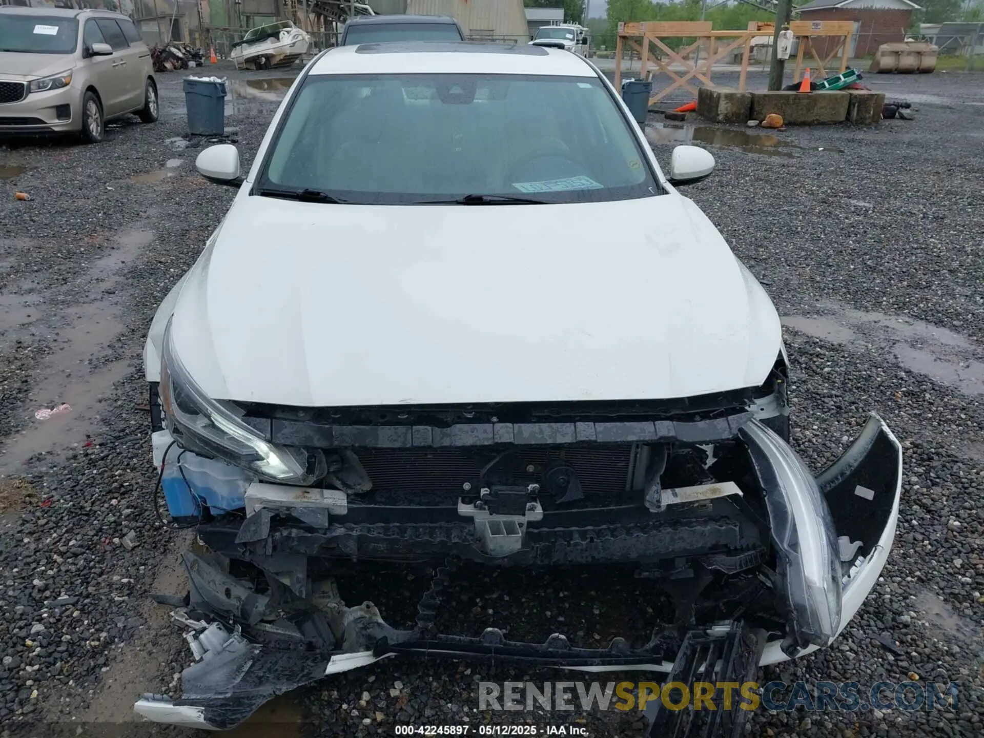 13 Photograph of a damaged car 1N4BL4EW6NN351631 NISSAN ALTIMA 2022