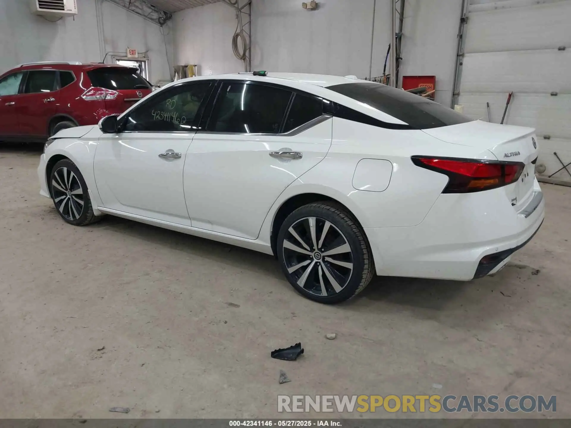 3 Photograph of a damaged car 1N4BL4FW1NN317949 NISSAN ALTIMA 2022