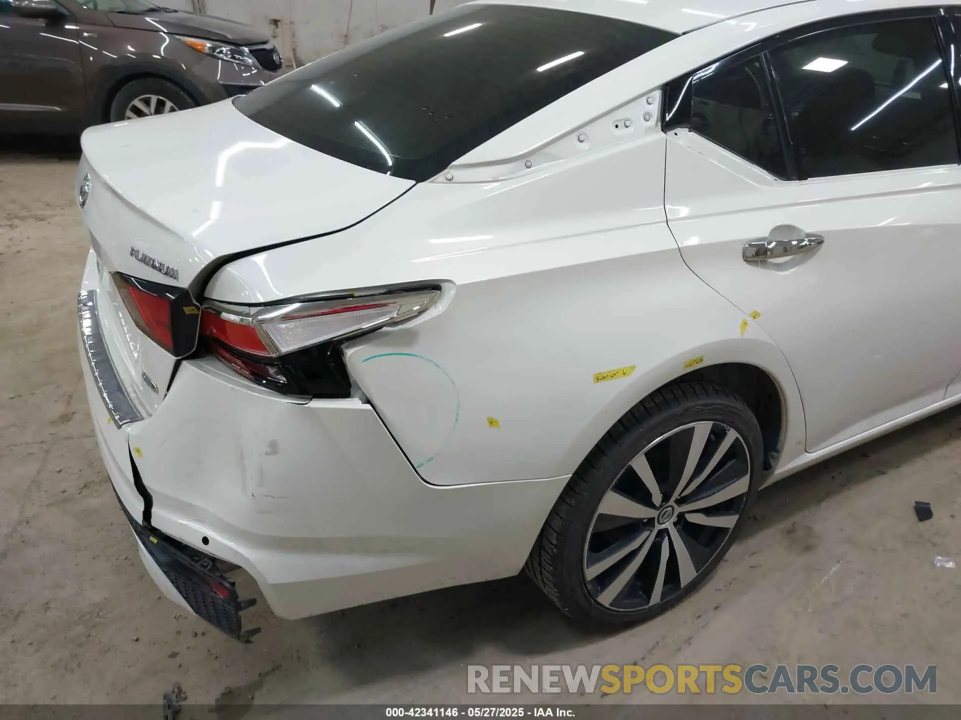 6 Photograph of a damaged car 1N4BL4FW1NN317949 NISSAN ALTIMA 2022