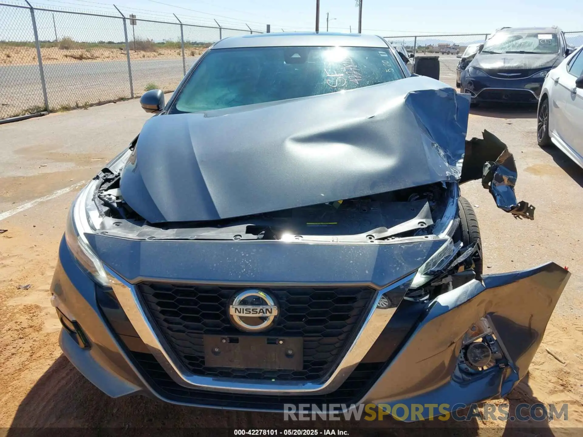 12 Photograph of a damaged car 1N4BL4FW8NN309623 NISSAN ALTIMA 2022
