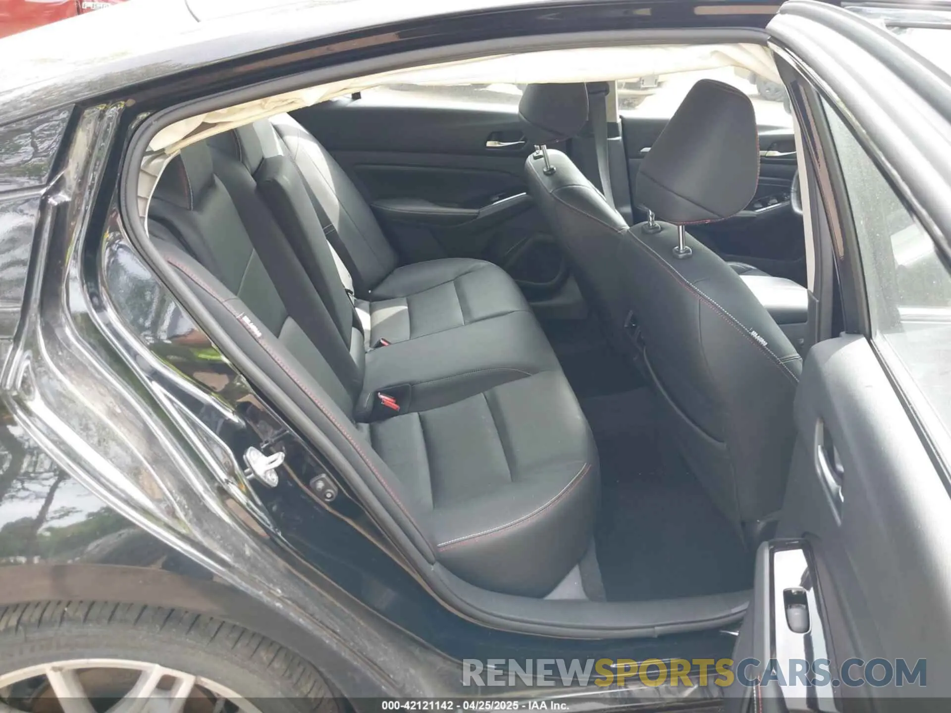 8 Photograph of a damaged car 1N4AL4CV3PN318515 NISSAN ALTIMA 2023