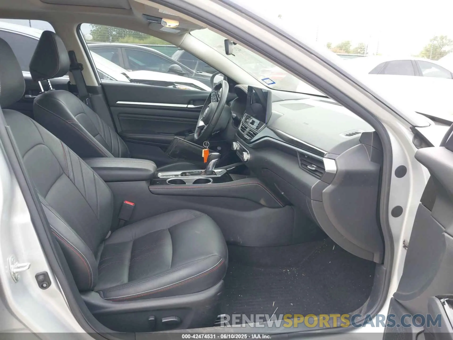 5 Photograph of a damaged car 1N4AL4CV4PN338658 NISSAN ALTIMA 2023