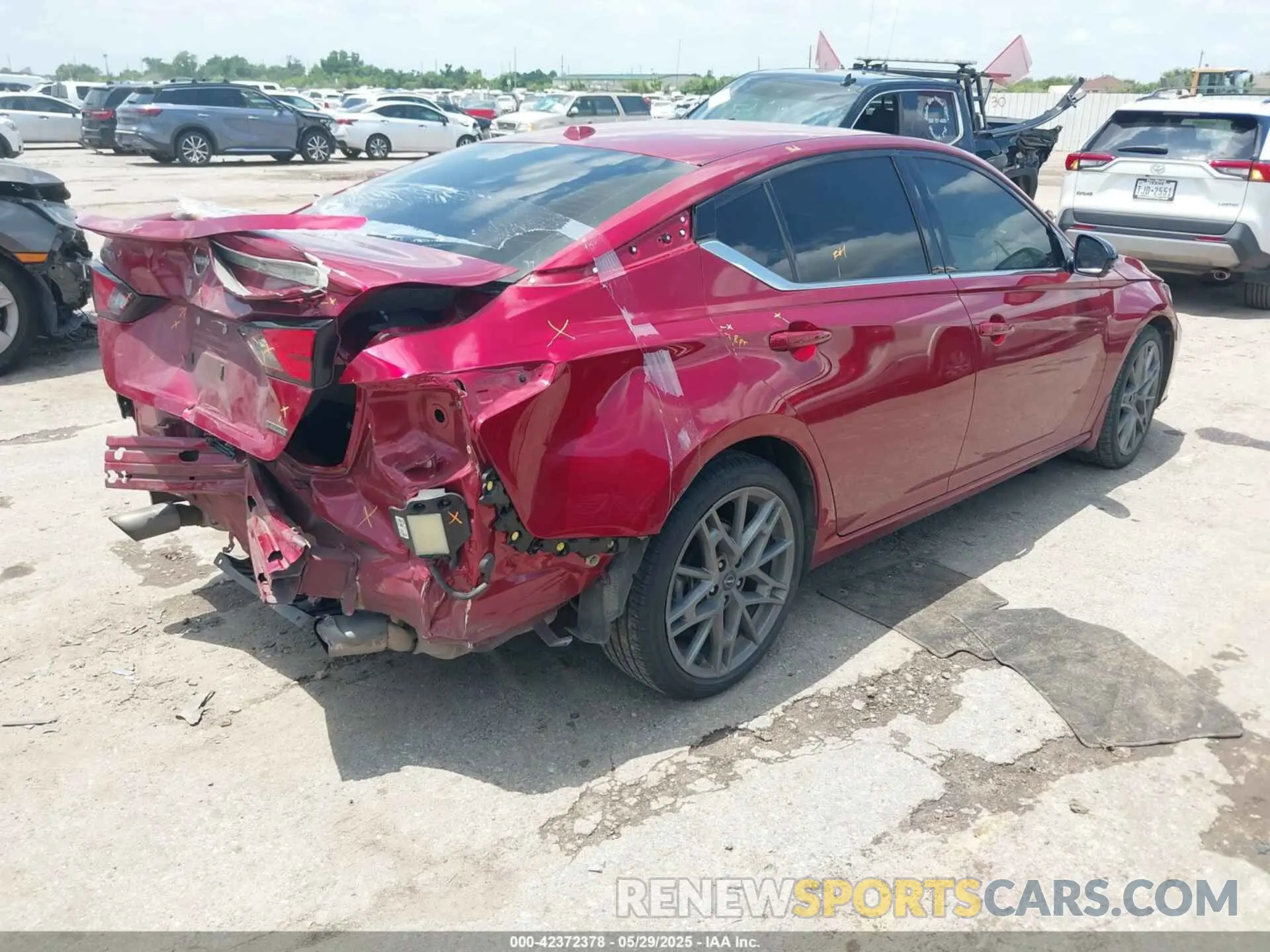 4 Photograph of a damaged car 1N4AL4CV5PN358420 NISSAN ALTIMA 2023