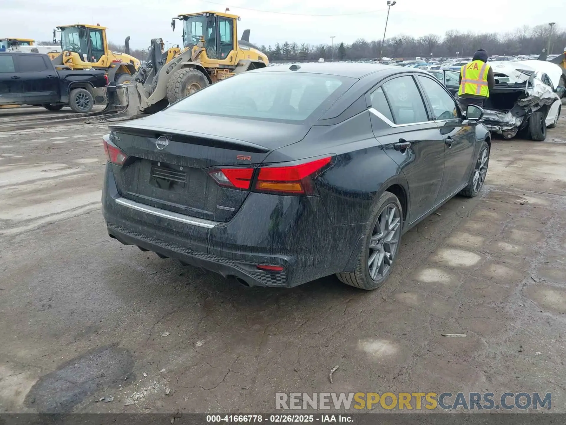 4 Photograph of a damaged car 1N4AL4CV7PN318596 NISSAN ALTIMA 2023