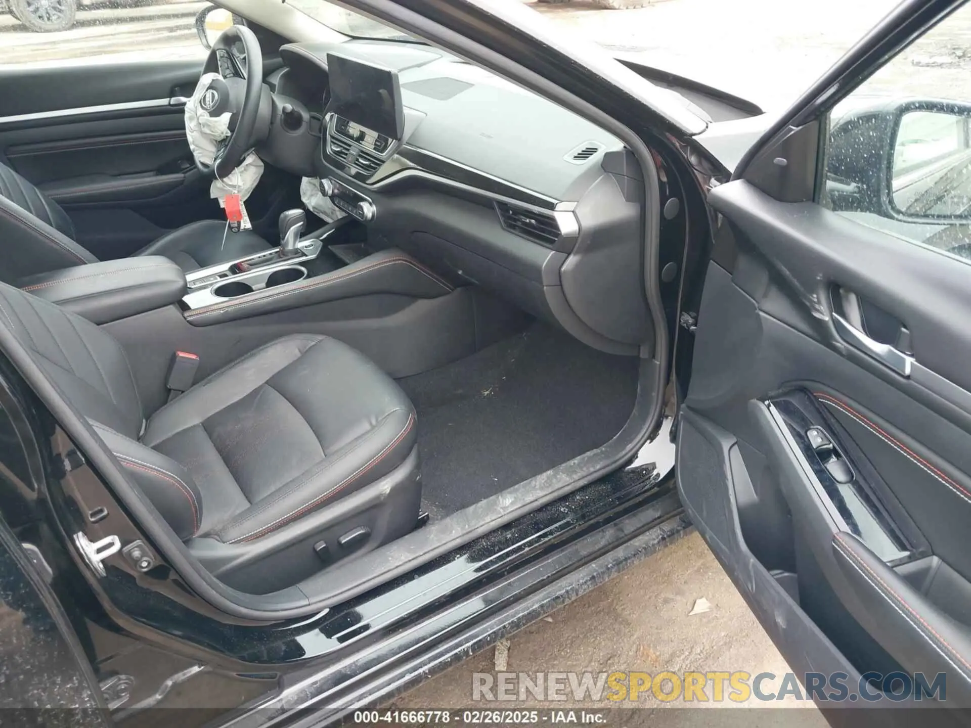 5 Photograph of a damaged car 1N4AL4CV7PN318596 NISSAN ALTIMA 2023