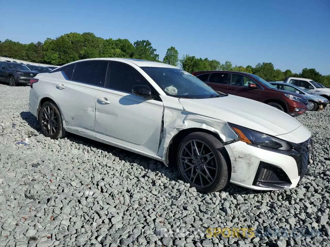 4 Photograph of a damaged car 1N4AL4CV7PN324687 NISSAN ALTIMA 2023