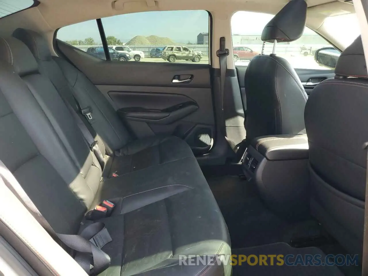 10 Photograph of a damaged car 1N4AL4CV8PN315979 NISSAN ALTIMA 2023