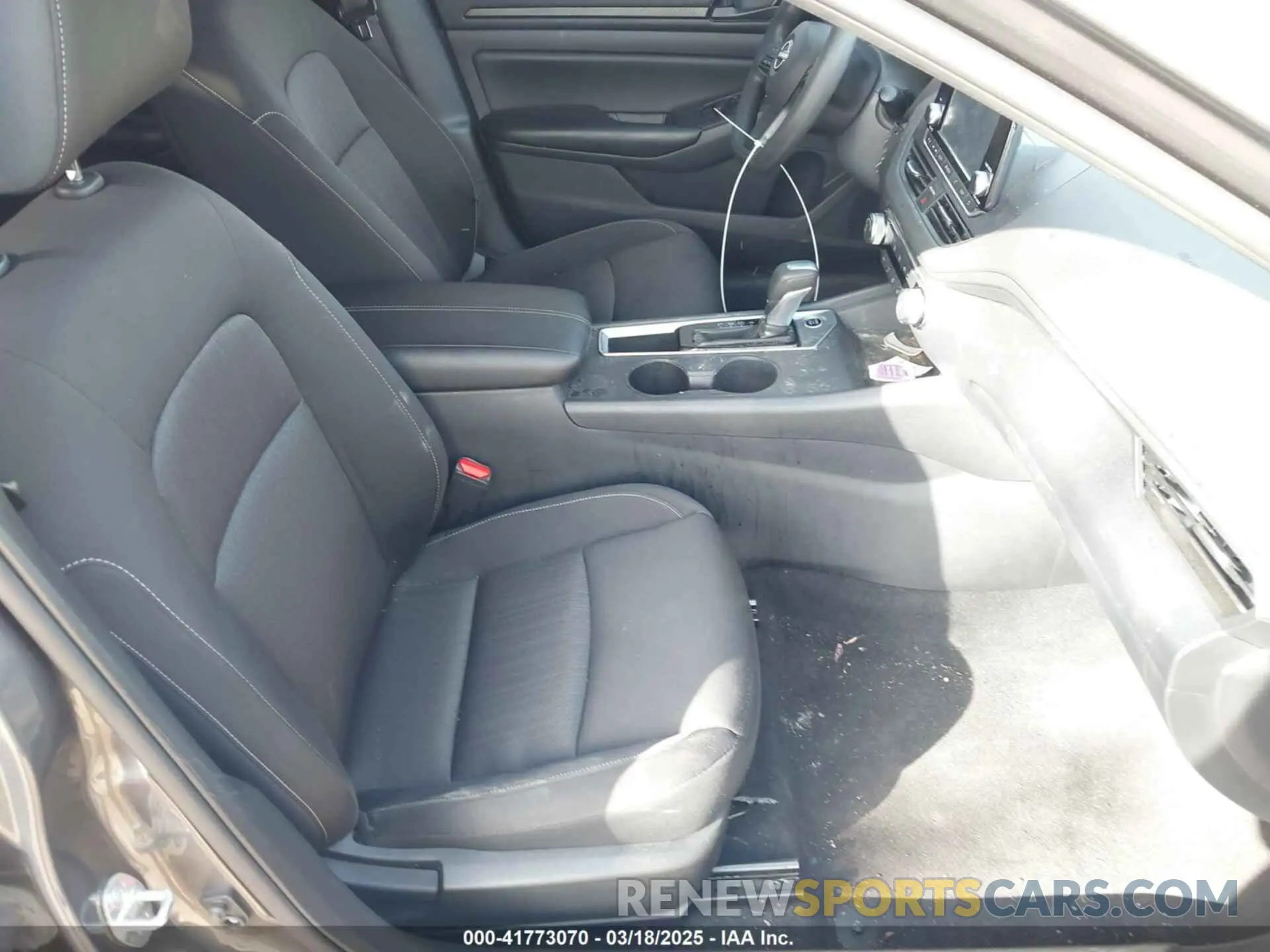 5 Photograph of a damaged car 1N4BL4BV0PN308790 NISSAN ALTIMA 2023
