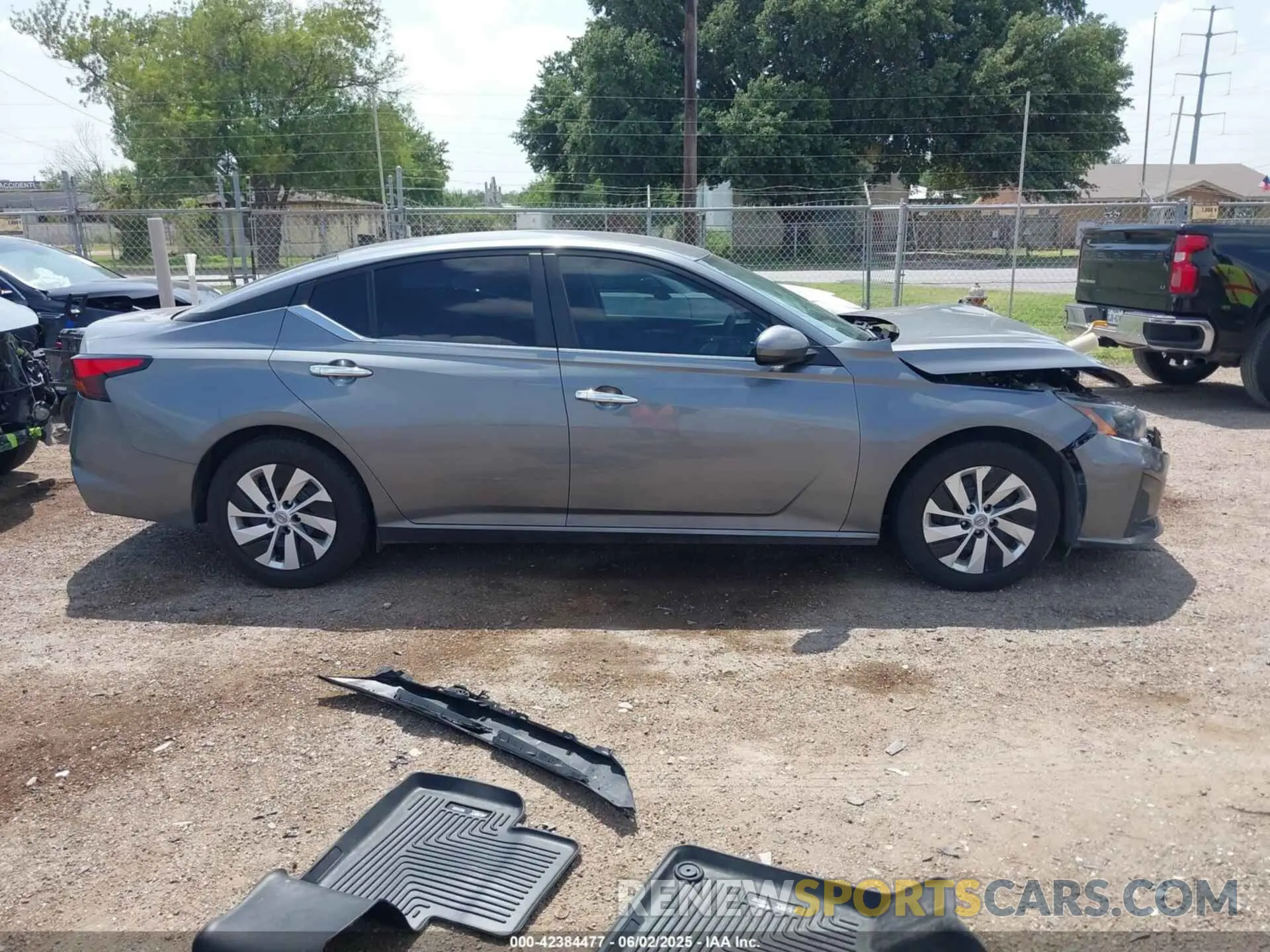 14 Photograph of a damaged car 1N4BL4BV0PN329171 NISSAN ALTIMA 2023
