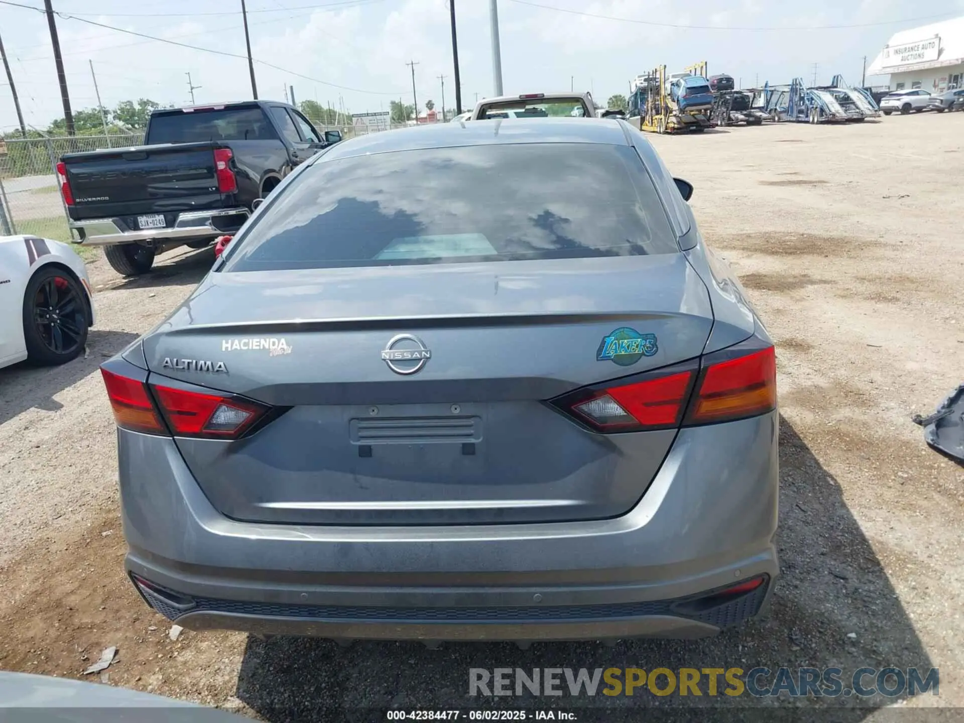 17 Photograph of a damaged car 1N4BL4BV0PN329171 NISSAN ALTIMA 2023
