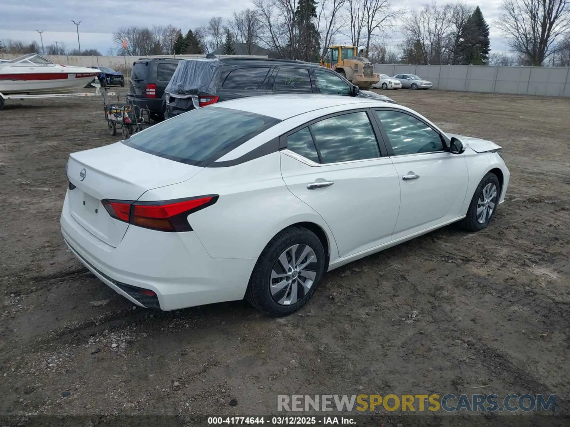 4 Photograph of a damaged car 1N4BL4BV0PN333138 NISSAN ALTIMA 2023