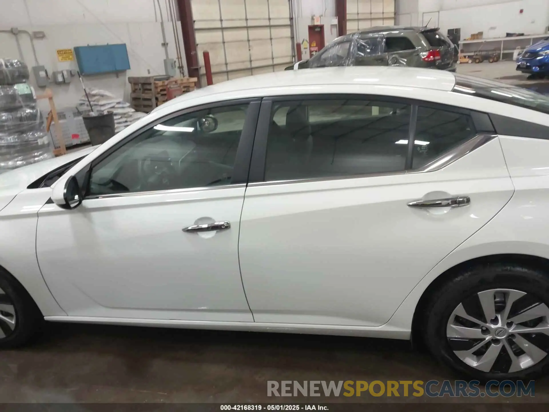 15 Photograph of a damaged car 1N4BL4BV0PN366544 NISSAN ALTIMA 2023
