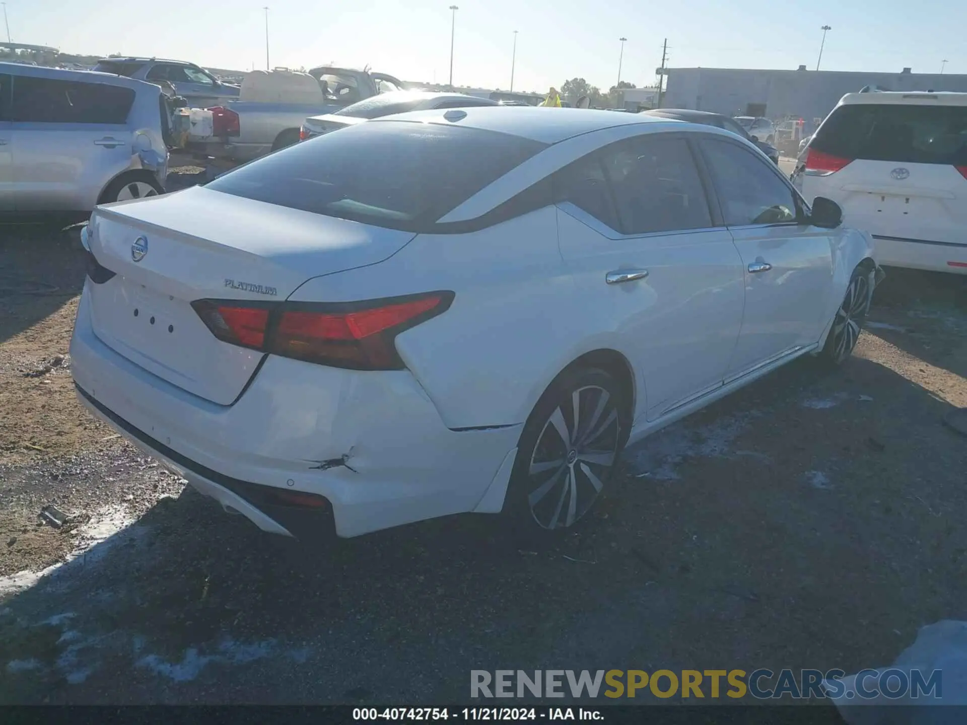 4 Photograph of a damaged car 1N4BL4BV1PN308362 NISSAN ALTIMA 2023