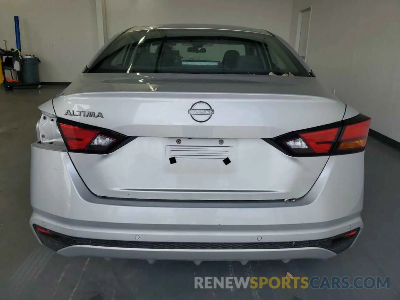6 Photograph of a damaged car 1N4BL4BV1PN324674 NISSAN ALTIMA 2023