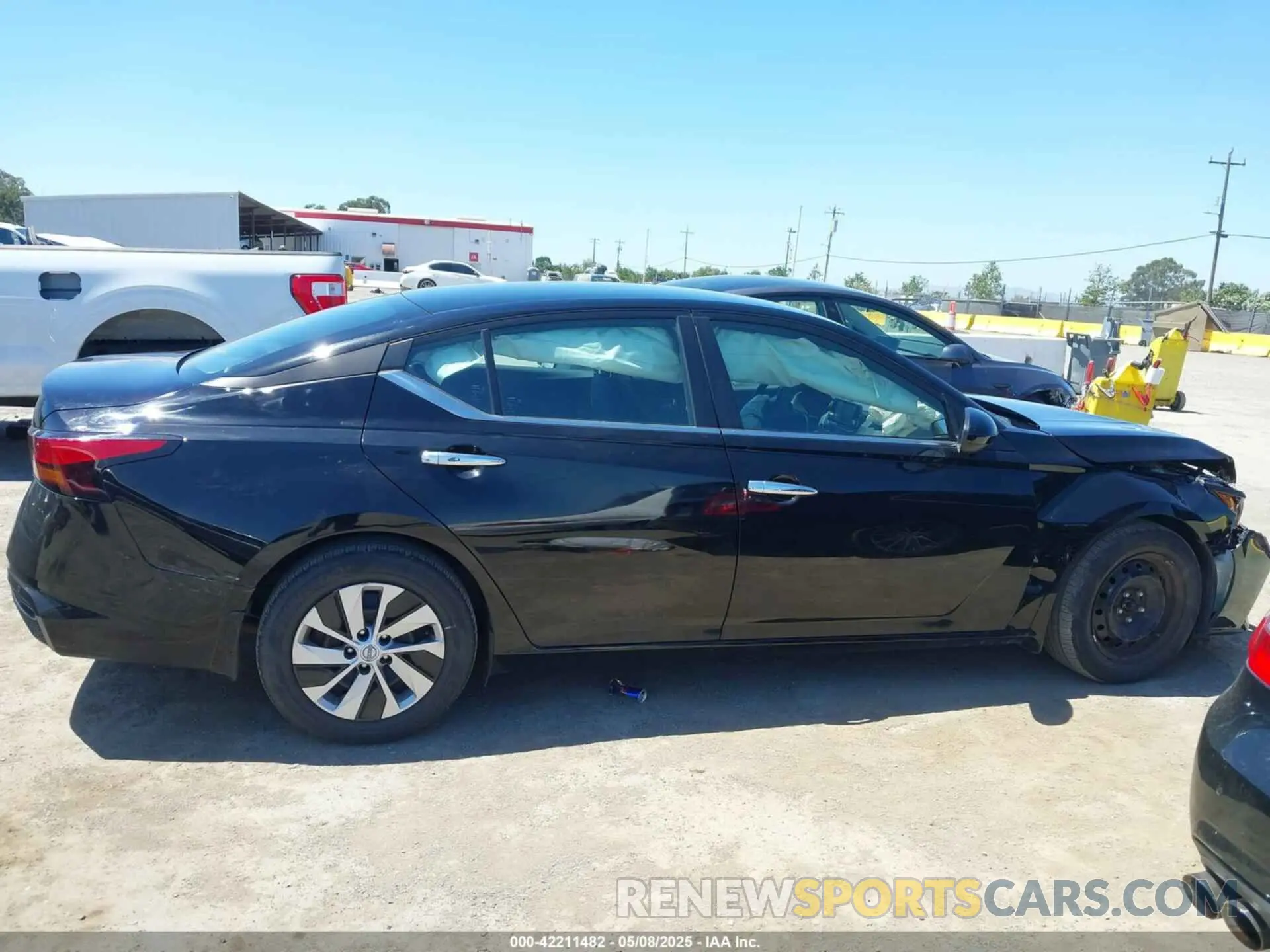 13 Photograph of a damaged car 1N4BL4BV1PN335982 NISSAN ALTIMA 2023