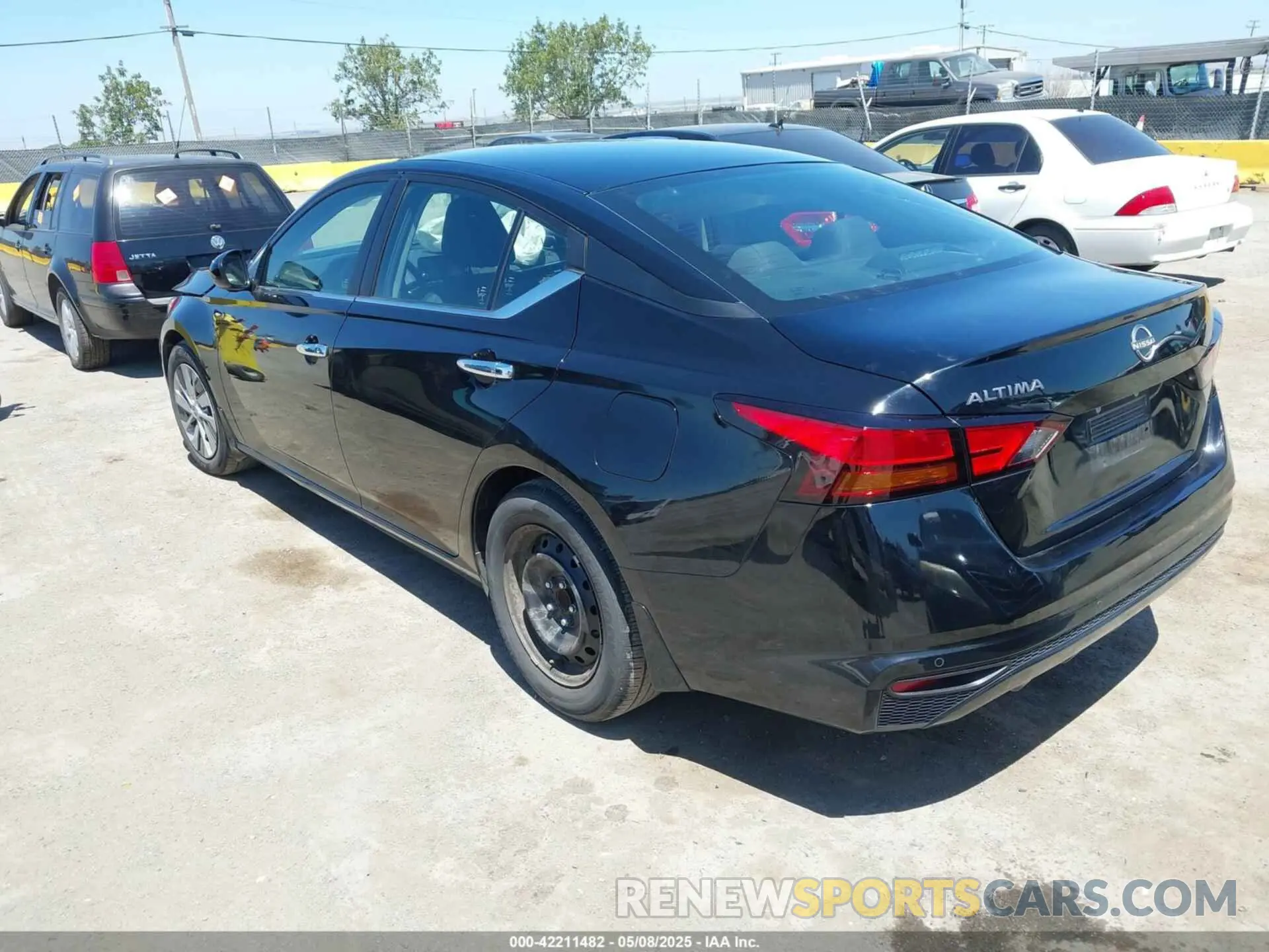 3 Photograph of a damaged car 1N4BL4BV1PN335982 NISSAN ALTIMA 2023