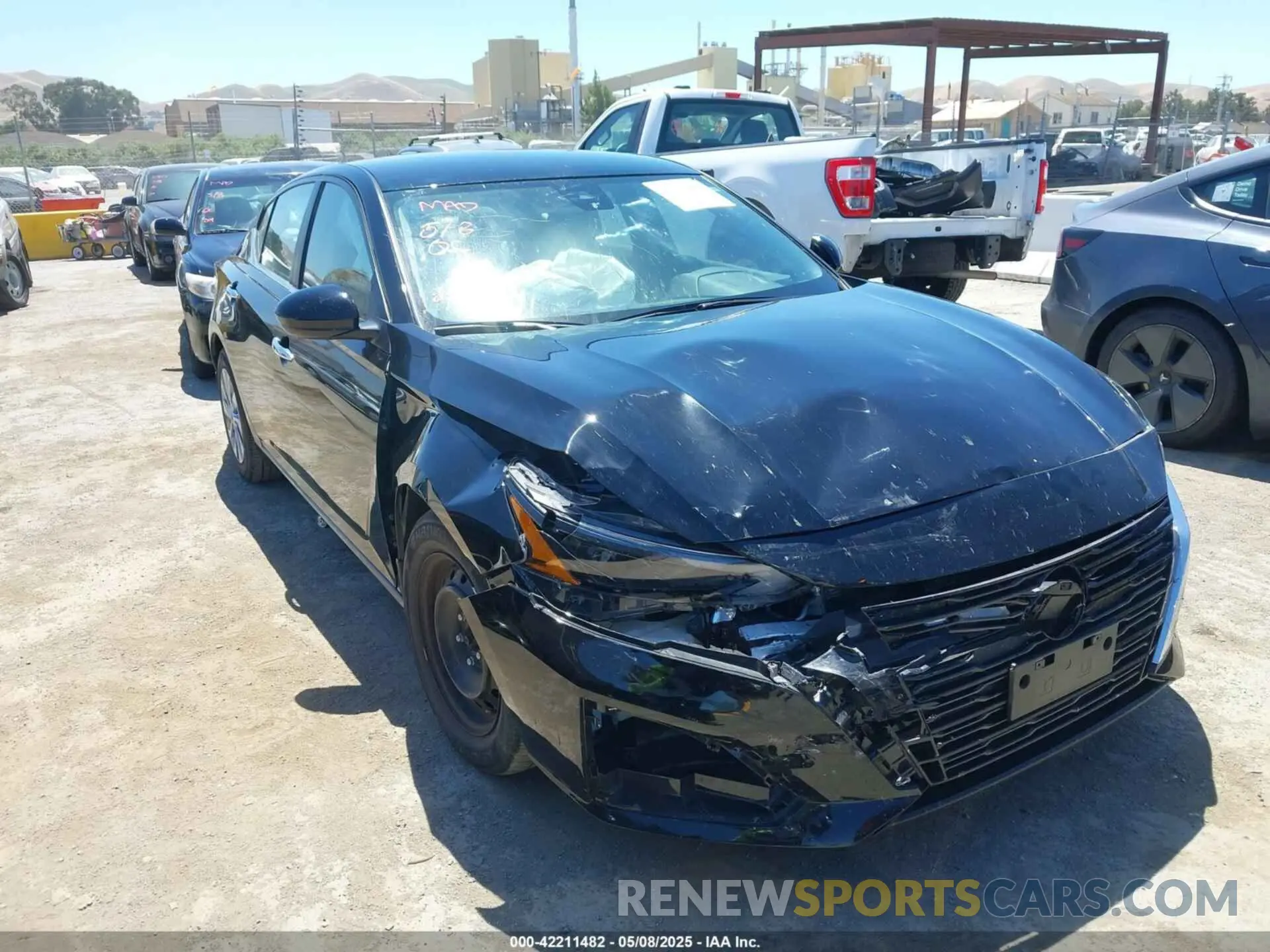 6 Photograph of a damaged car 1N4BL4BV1PN335982 NISSAN ALTIMA 2023