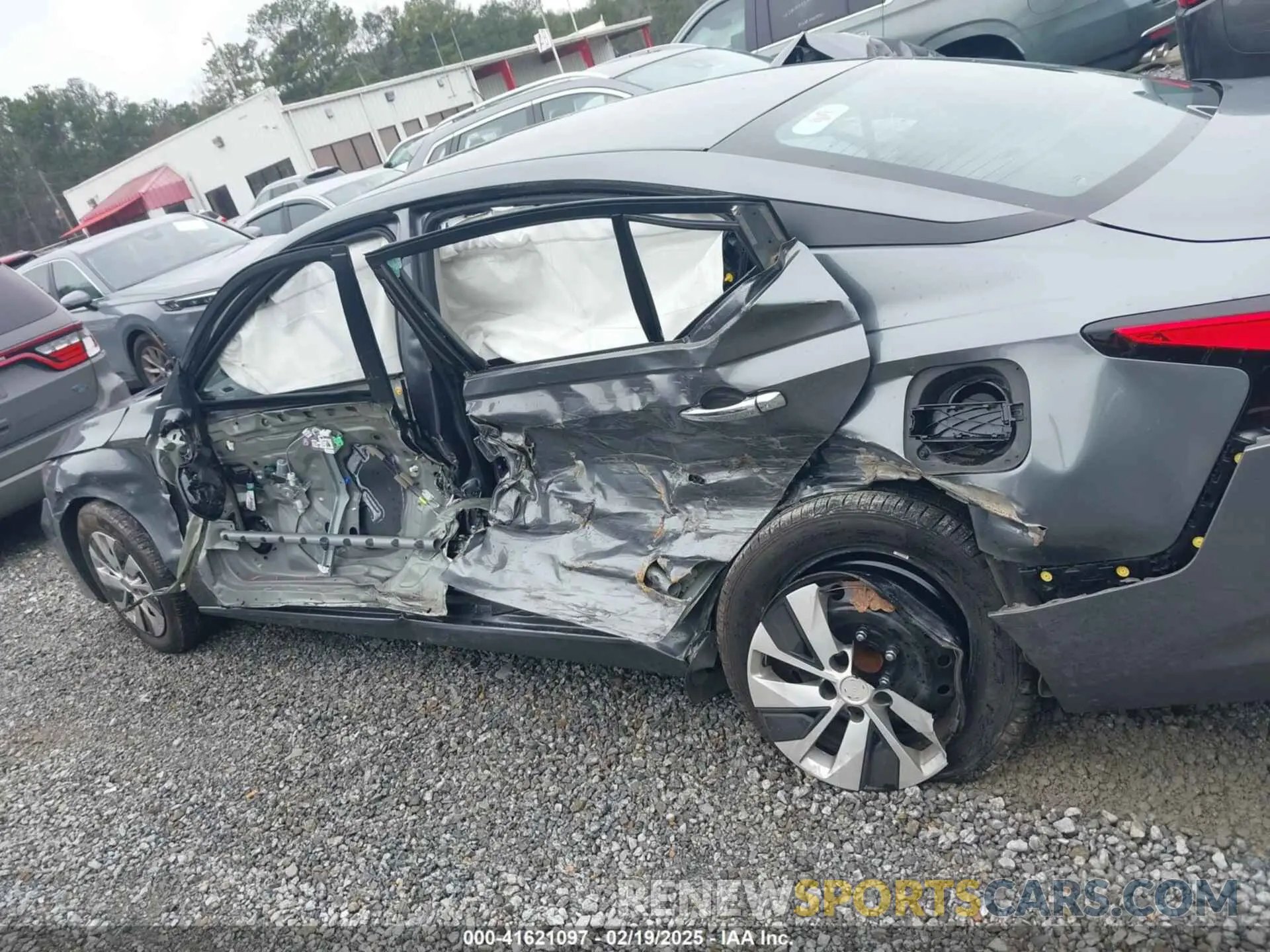 6 Photograph of a damaged car 1N4BL4BV1PN357268 NISSAN ALTIMA 2023