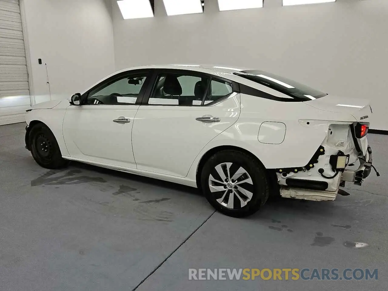 2 Photograph of a damaged car 1N4BL4BV1PN368660 NISSAN ALTIMA 2023