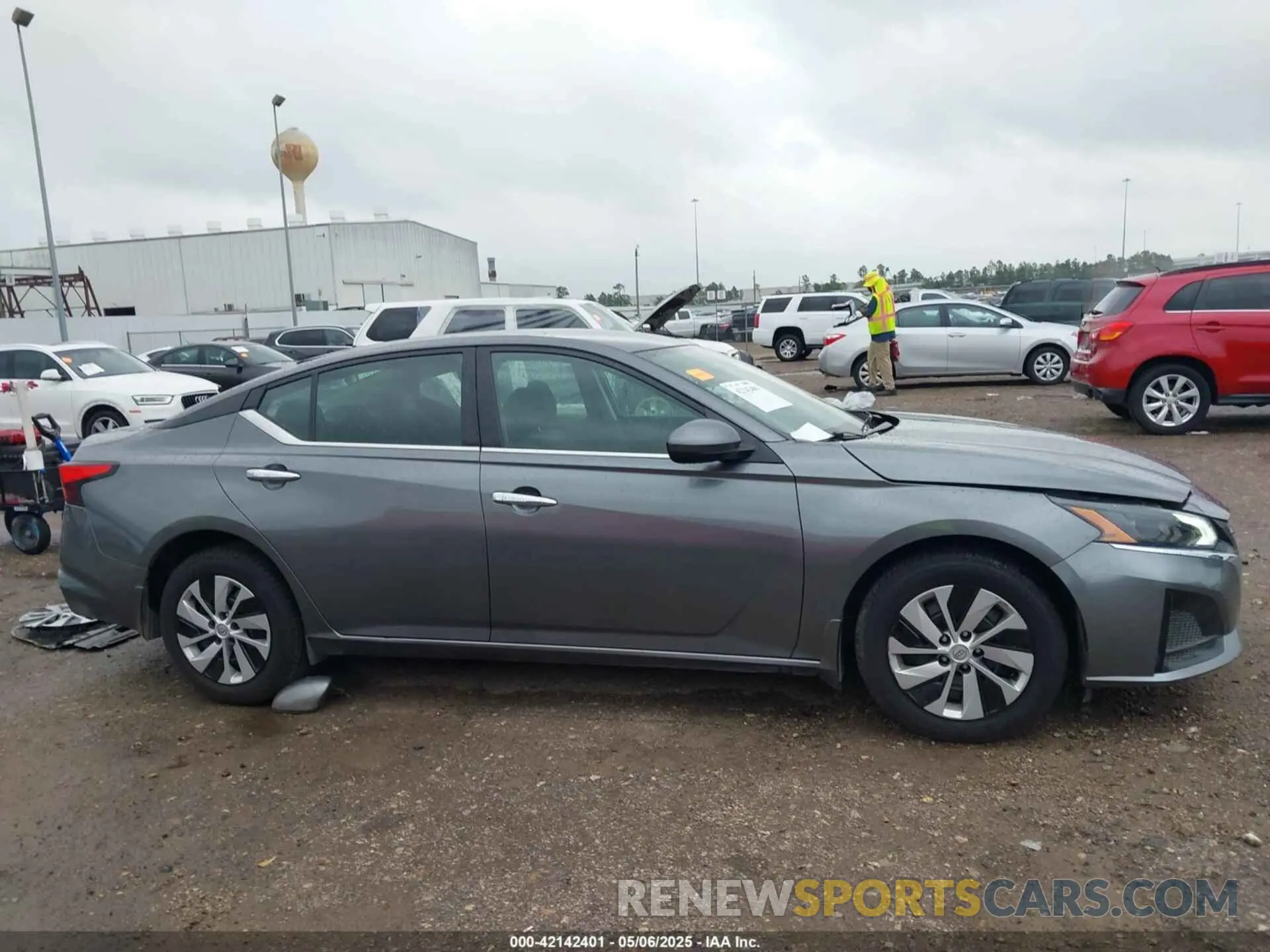 13 Photograph of a damaged car 1N4BL4BV2PN304742 NISSAN ALTIMA 2023