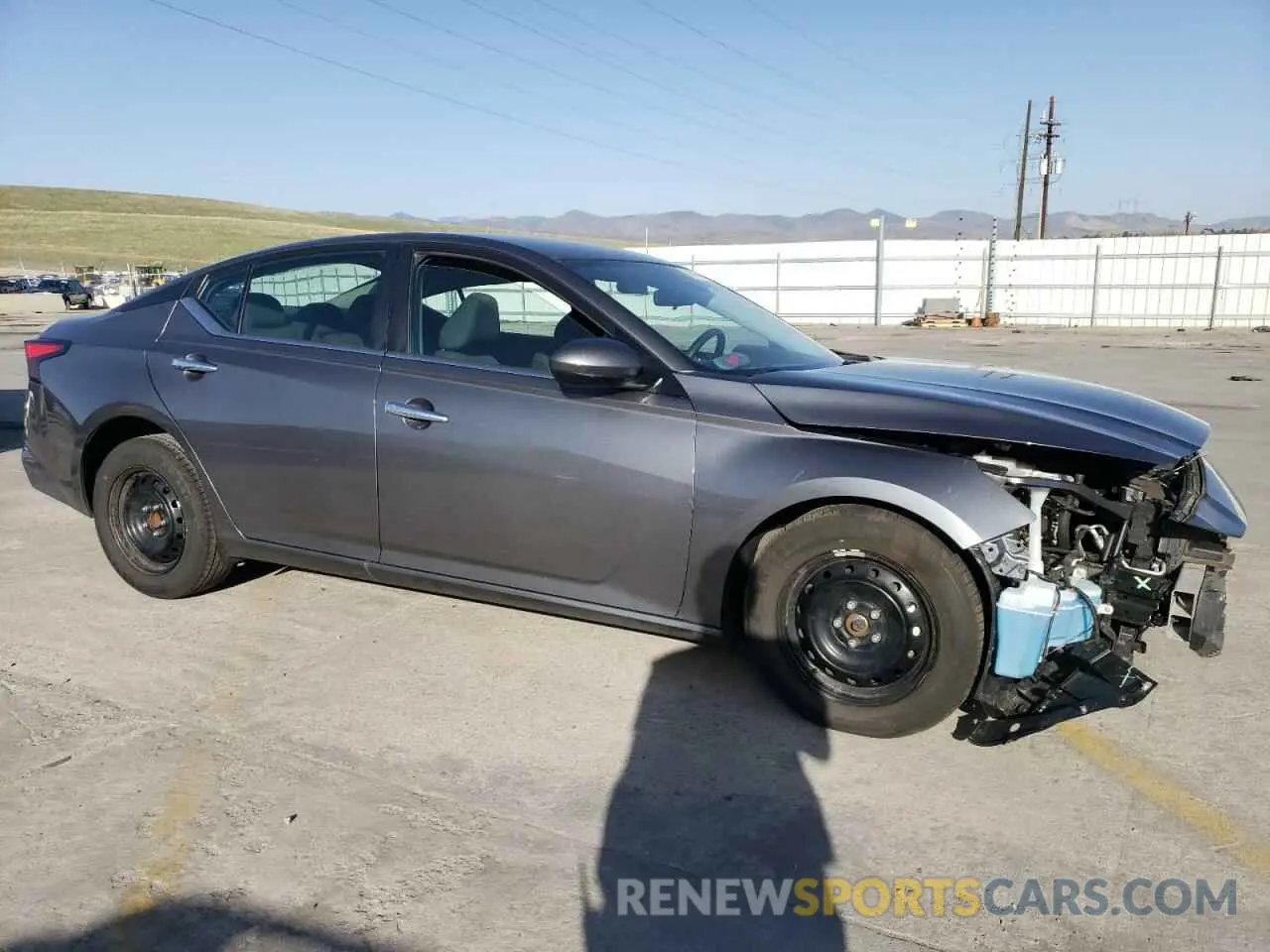 4 Photograph of a damaged car 1N4BL4BV2PN356288 NISSAN ALTIMA 2023