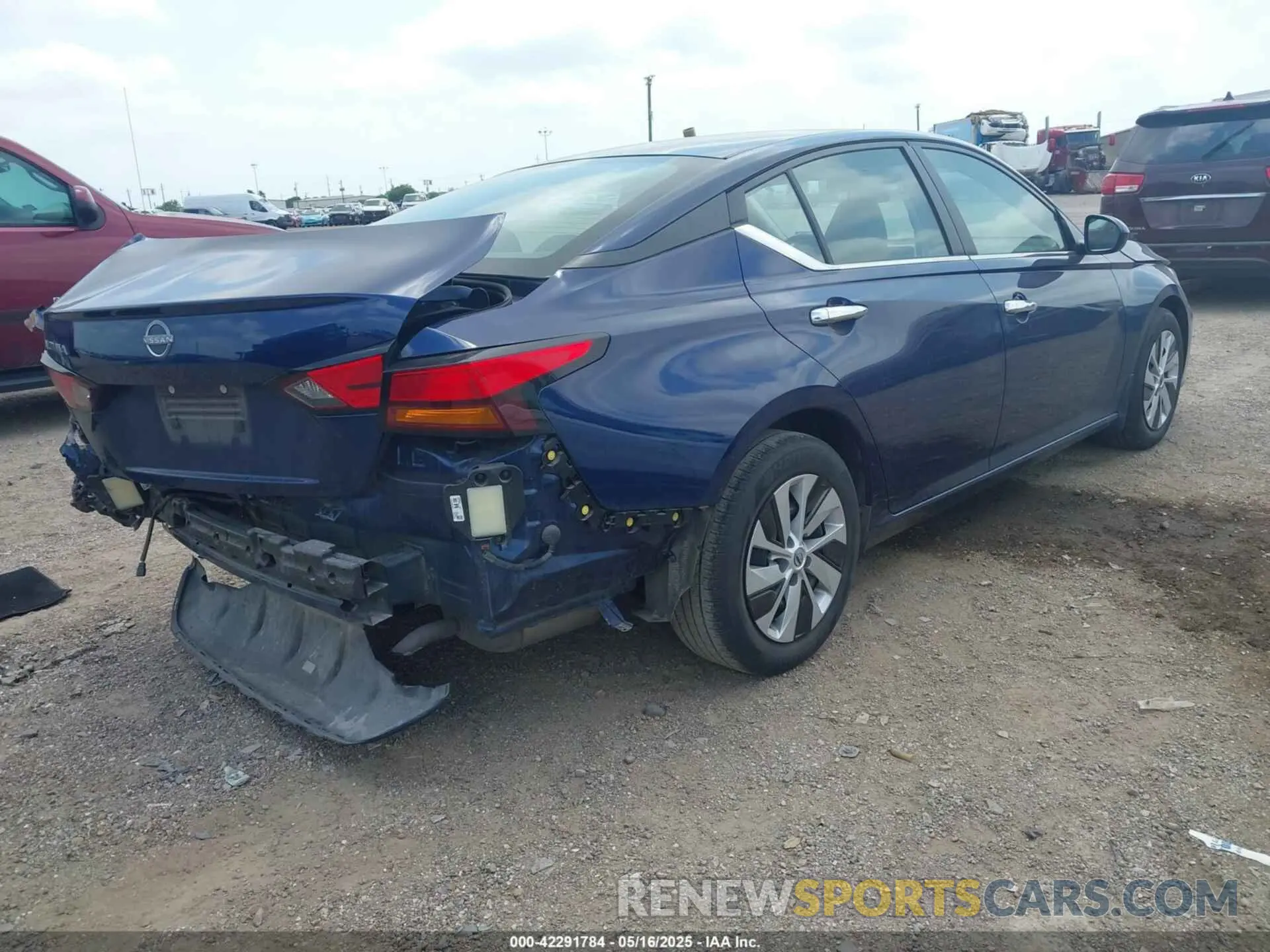 4 Photograph of a damaged car 1N4BL4BV2PN403870 NISSAN ALTIMA 2023