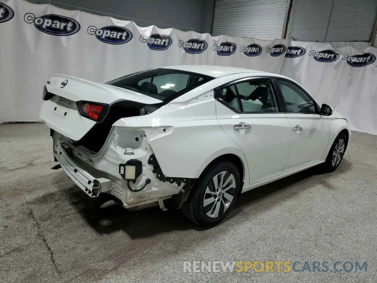 3 Photograph of a damaged car 1N4BL4BV3PN399313 NISSAN ALTIMA 2023