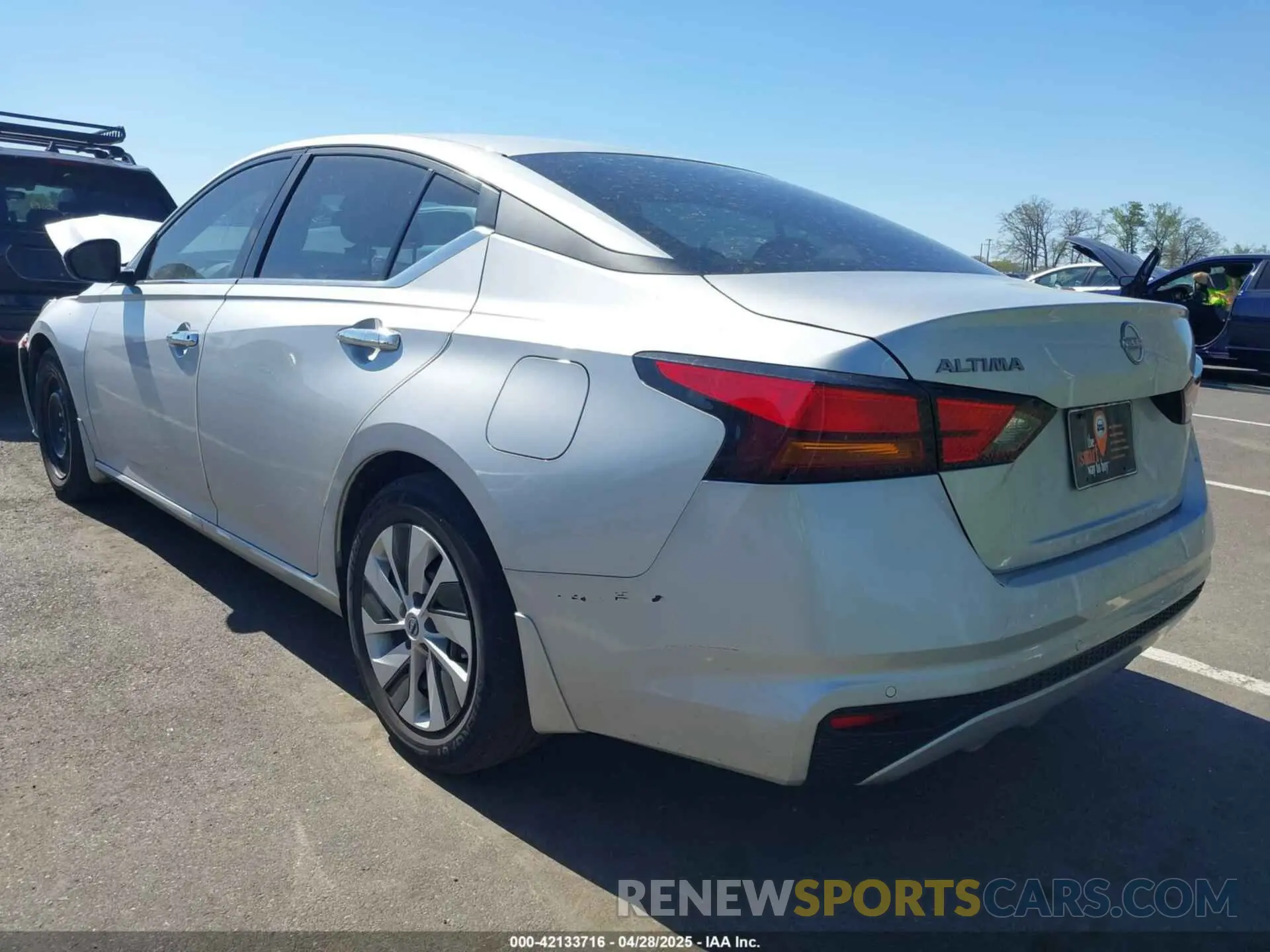 3 Photograph of a damaged car 1N4BL4BV4PN353604 NISSAN ALTIMA 2023