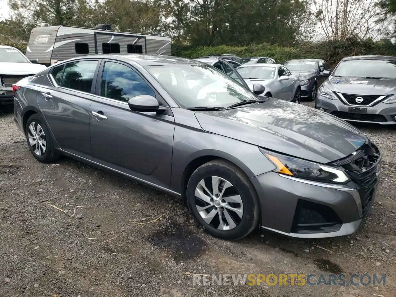 4 Photograph of a damaged car 1N4BL4BV4PN403160 NISSAN ALTIMA 2023