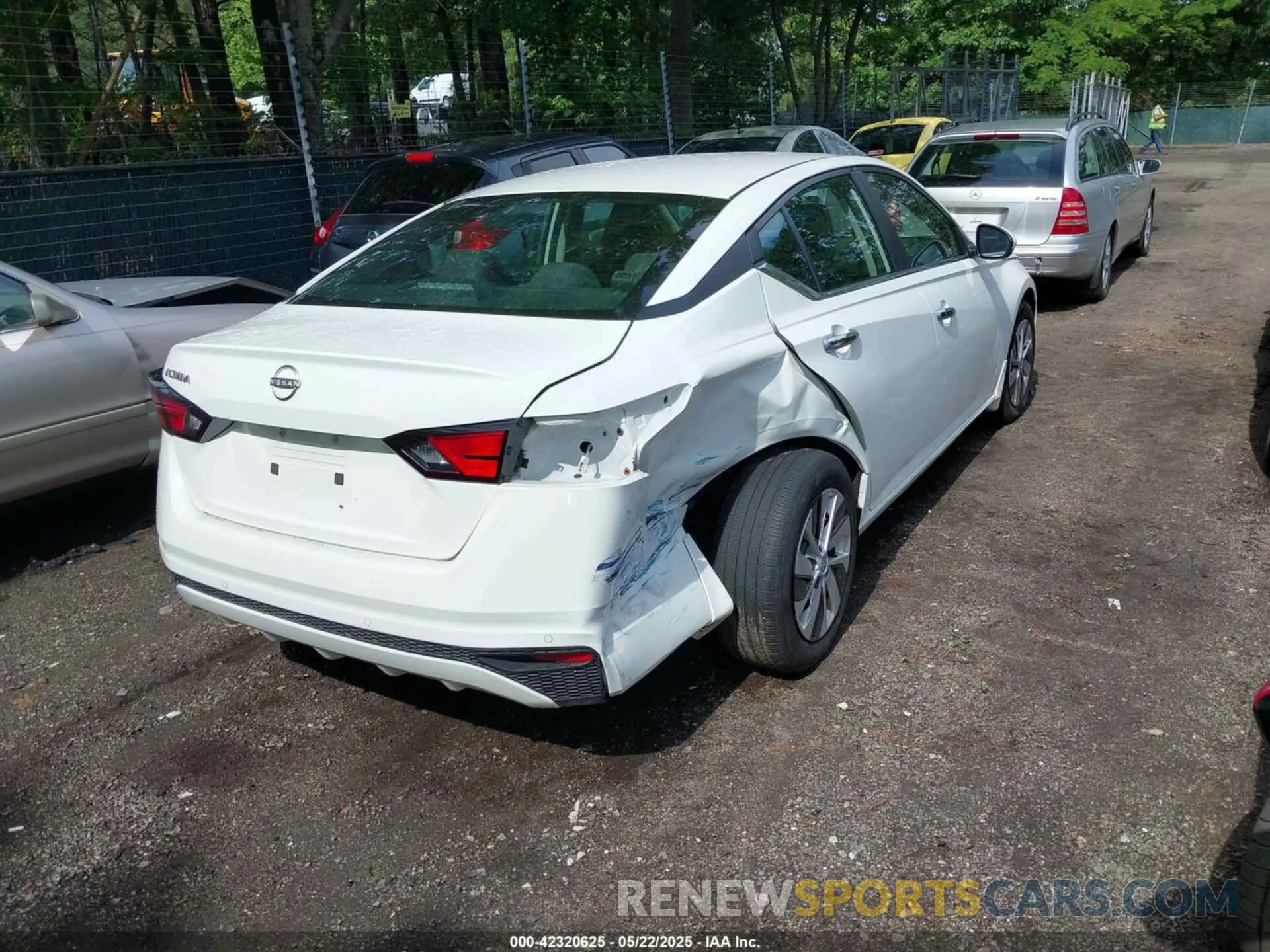 4 Photograph of a damaged car 1N4BL4BV4PN422923 NISSAN ALTIMA 2023