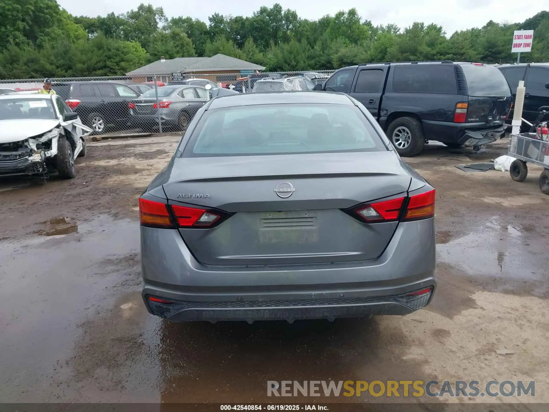 16 Photograph of a damaged car 1N4BL4BV5PN304671 NISSAN ALTIMA 2023
