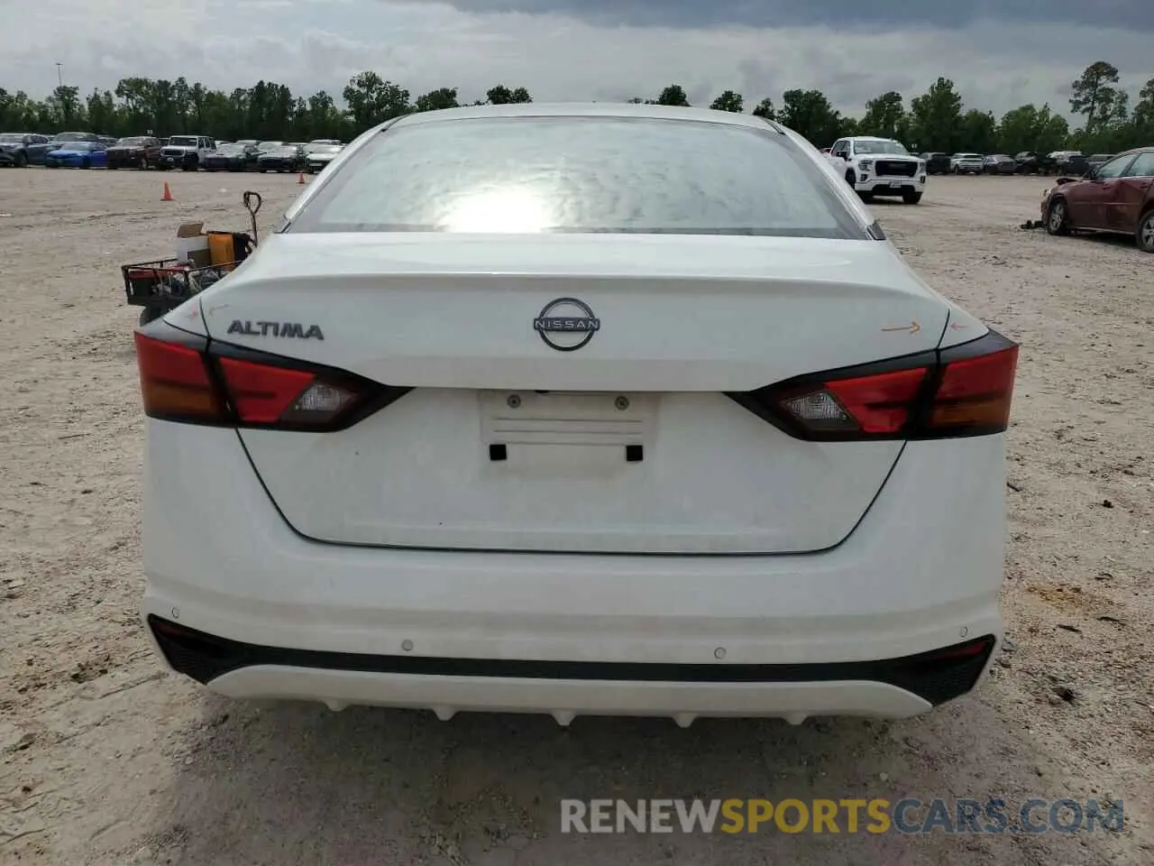 6 Photograph of a damaged car 1N4BL4BV5PN368922 NISSAN ALTIMA 2023