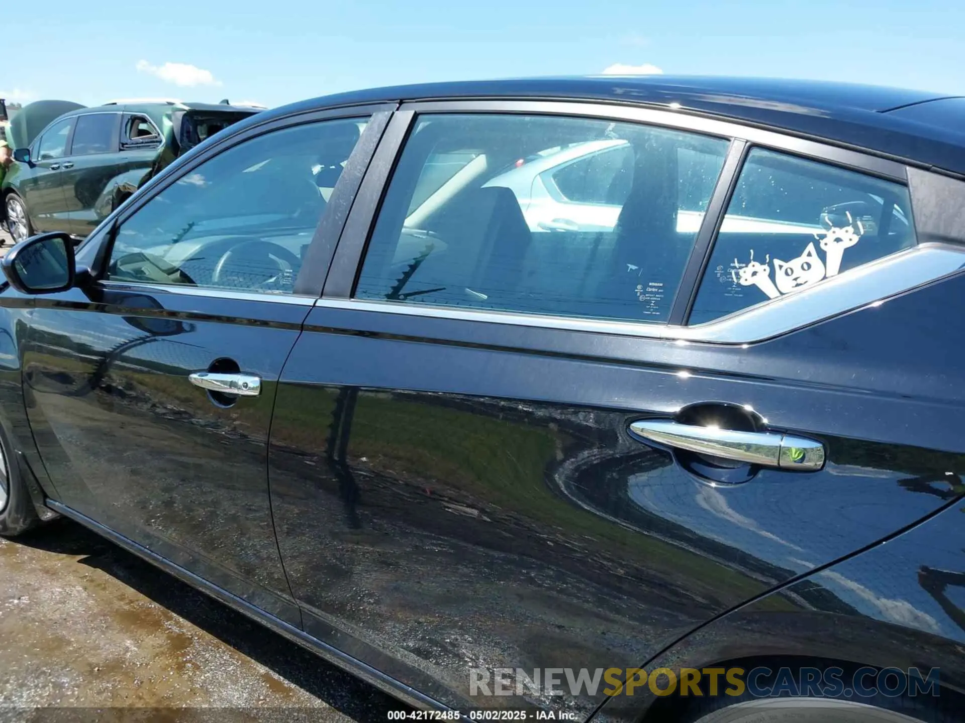 14 Photograph of a damaged car 1N4BL4BV5PN409260 NISSAN ALTIMA 2023
